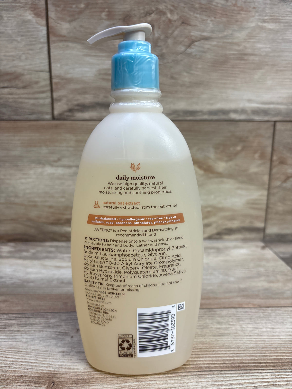 NEW Aveeno Baby Daily Moisture Wash & Shampoo 18oz