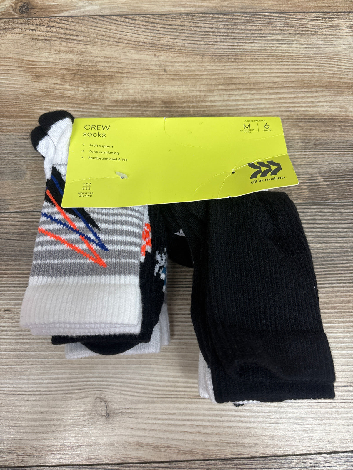 NEW All In Motion Crew Socks 6pk sz Medium 9c-2.5Y