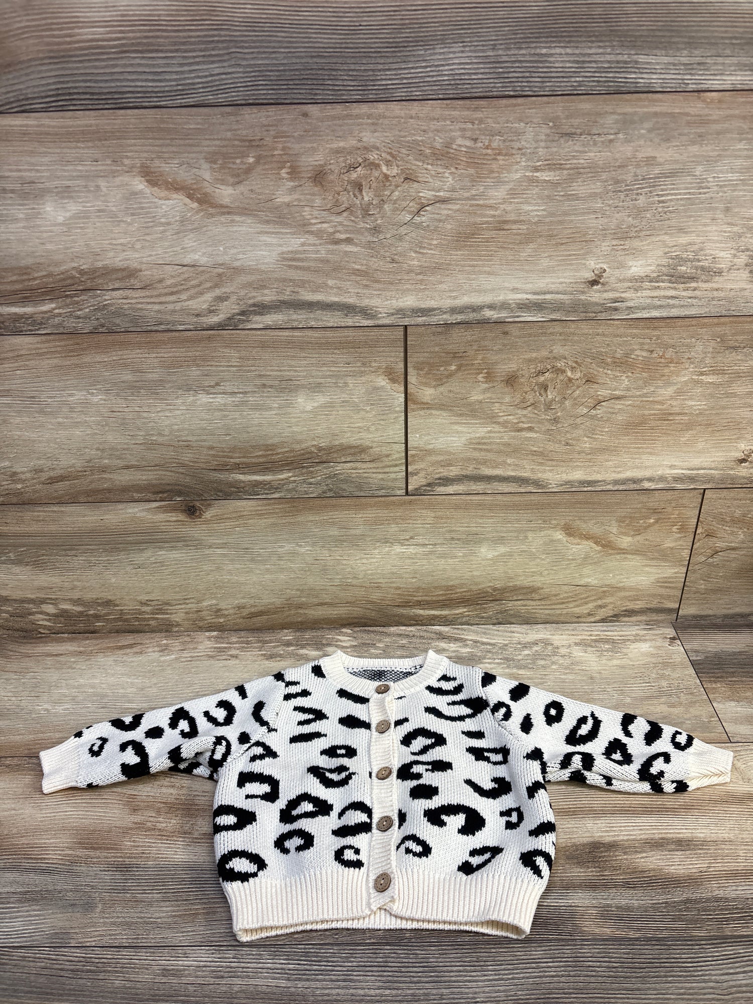 Snow Leopard Knit Cardigan Ivory sz 12m