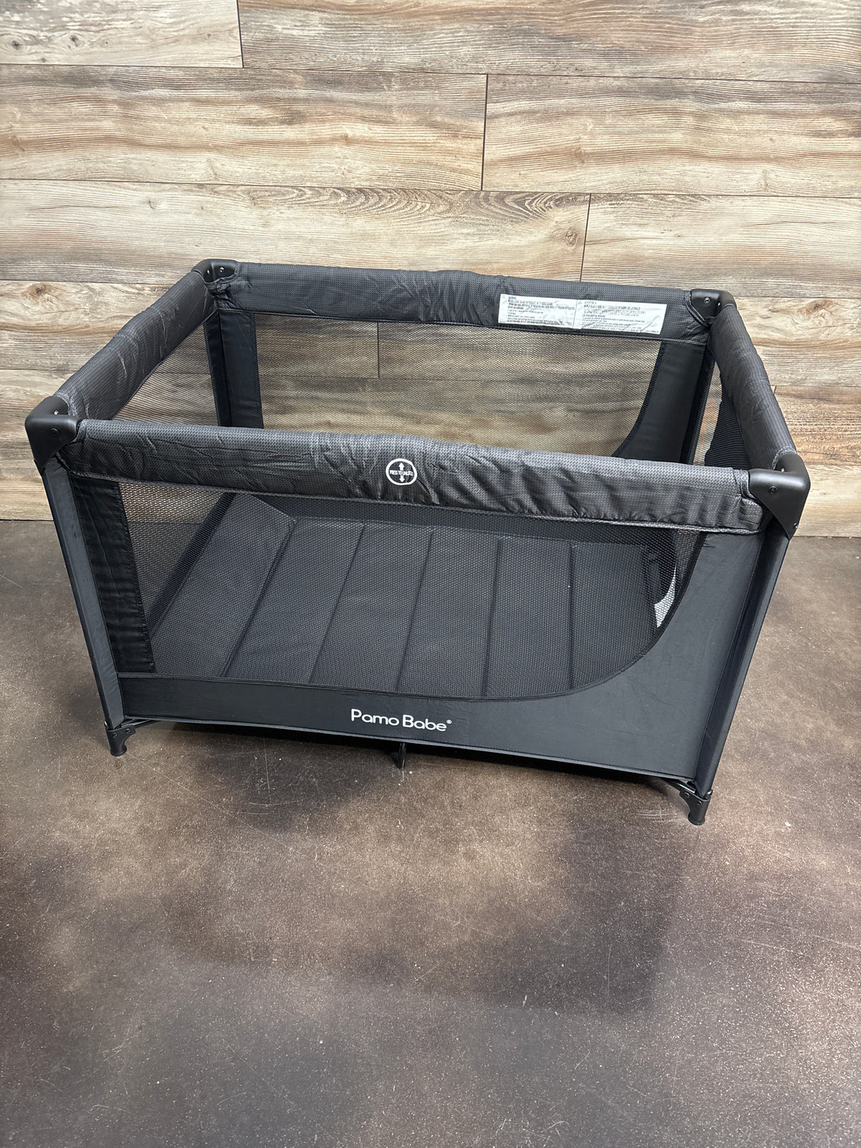 Pamo Babe Portable Playard