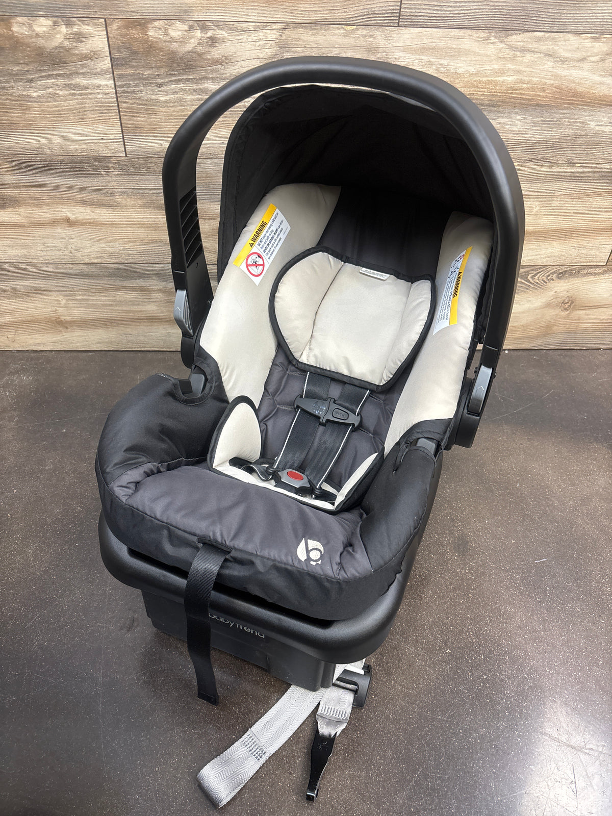 Baby Trend EZ Ride Travel System with EZ-Lift Car Seat