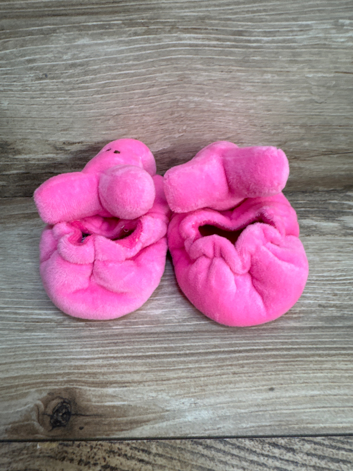 Peeps Pink Slippers sz 2/3c