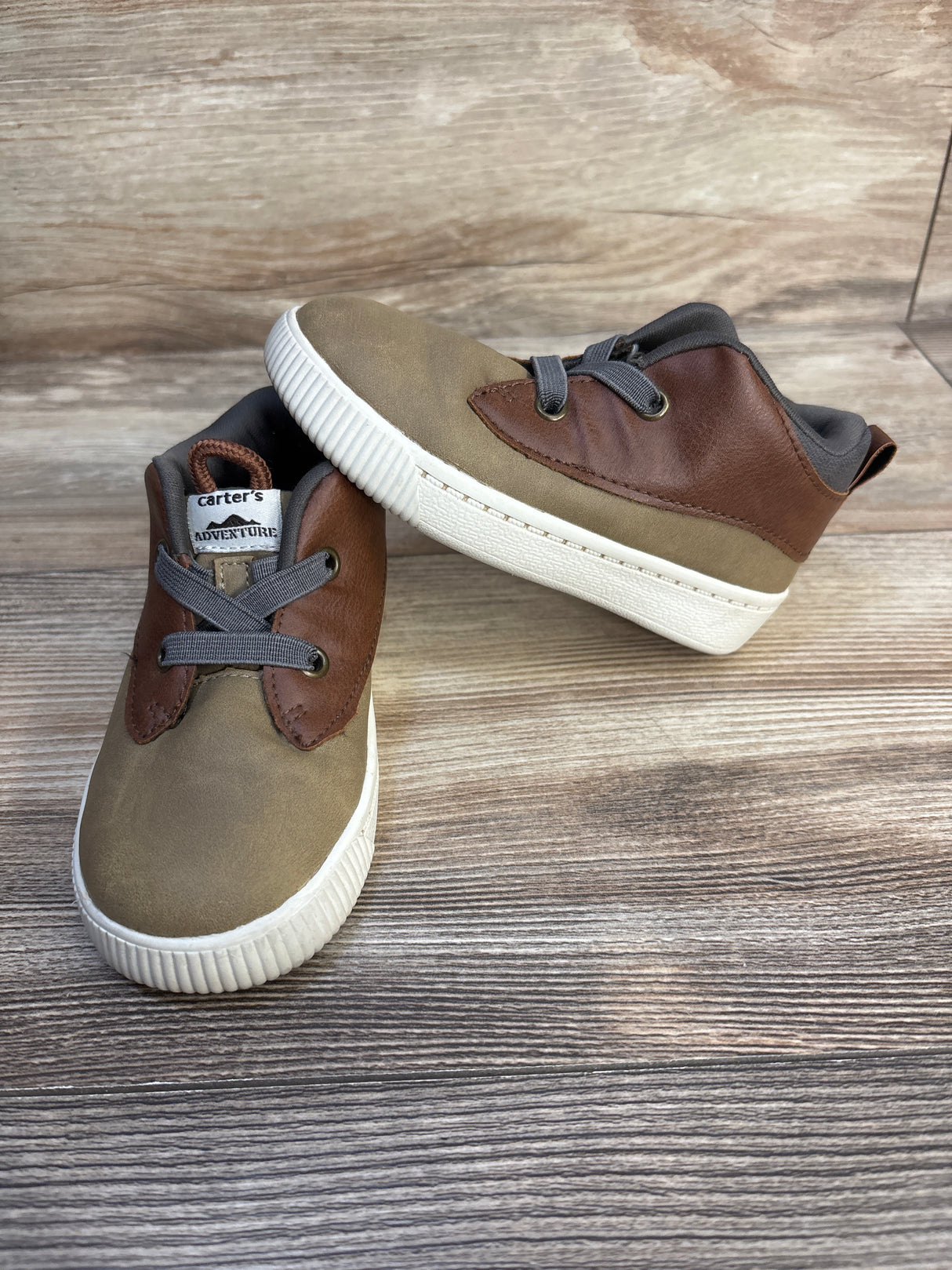 Carters' Willis Sneakers Tan sz 7c