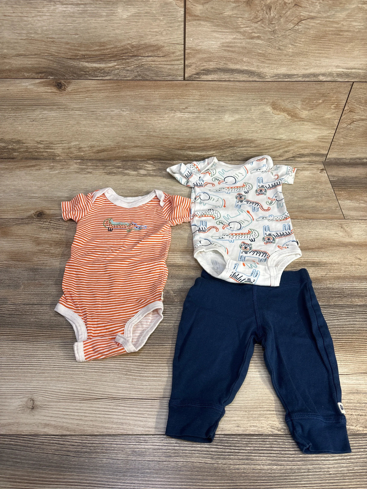 Huggies 3pc Bodysuit Set White sz 3m