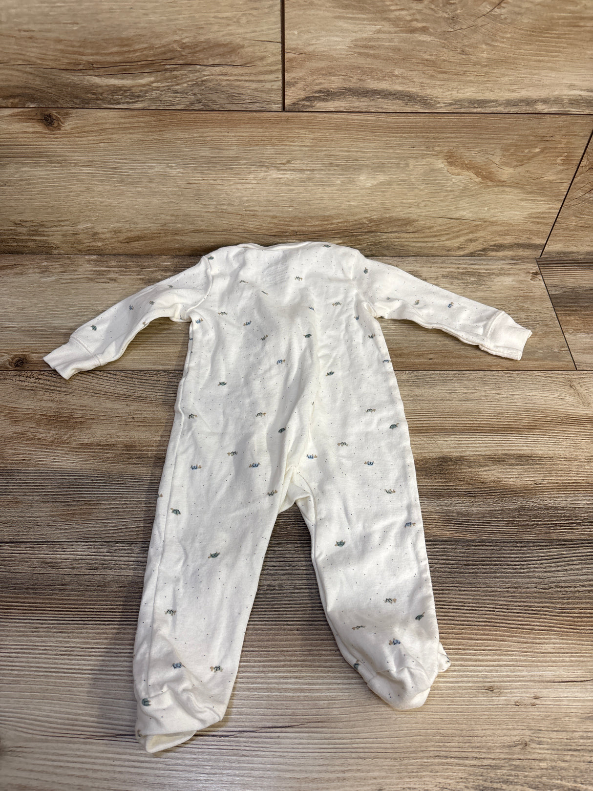 Carter's Sleeper Ivory sz 6m