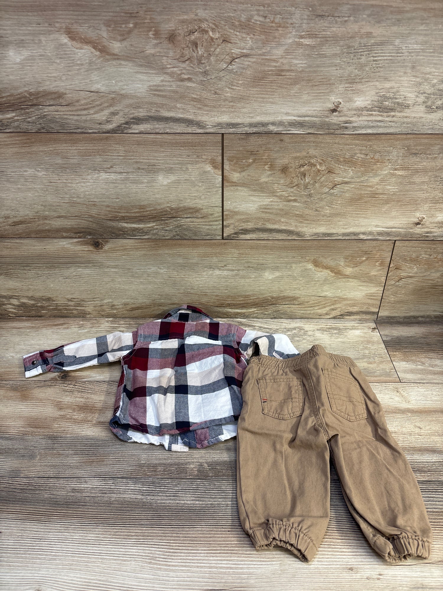Tommy Hilfiger 2pc Button-Up Shirt & Pants Set White sz 3-6m
