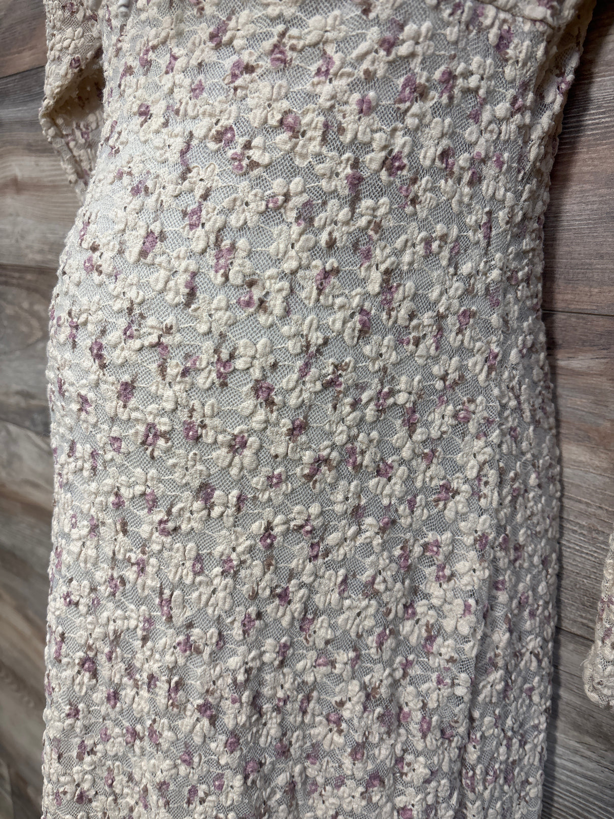 Baevely Maternity Floral Sweetheart Neckline Long Sleeve Maxi Dress Beige sz Medium