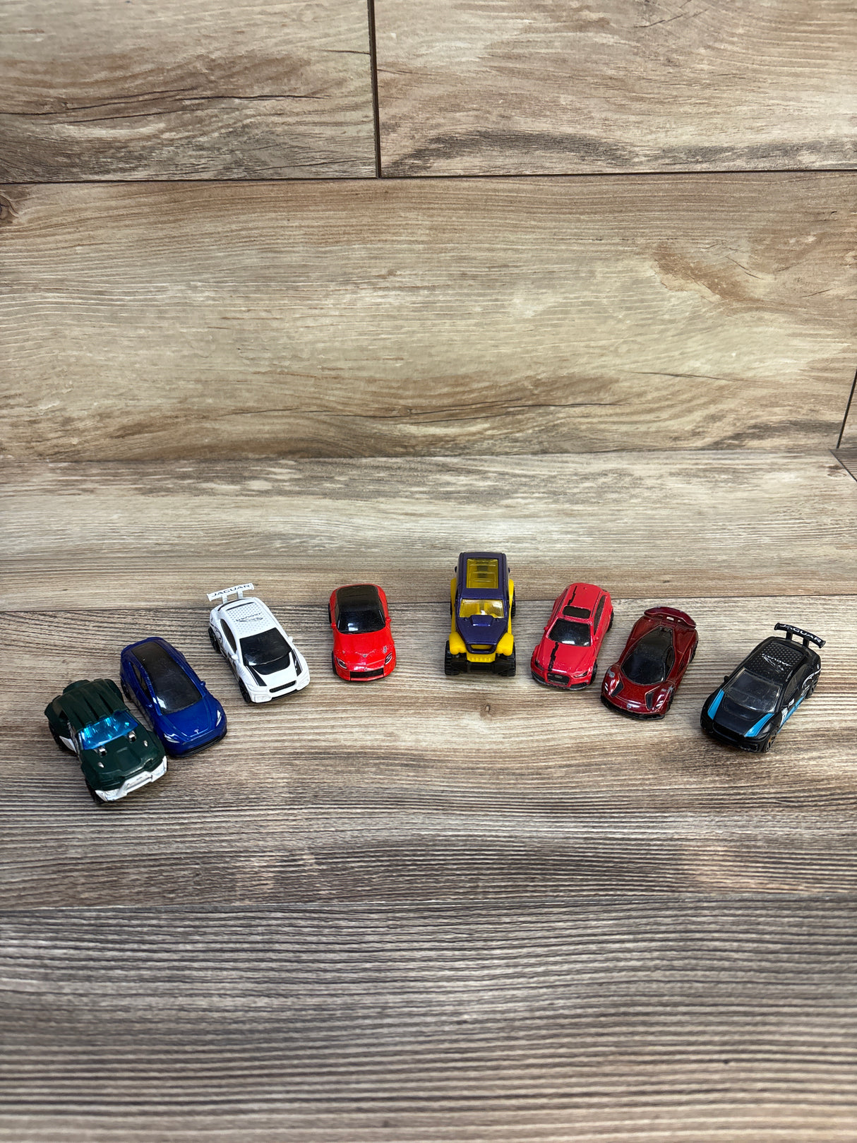 Hot Wheels 8pk Assorted Diecast Cars