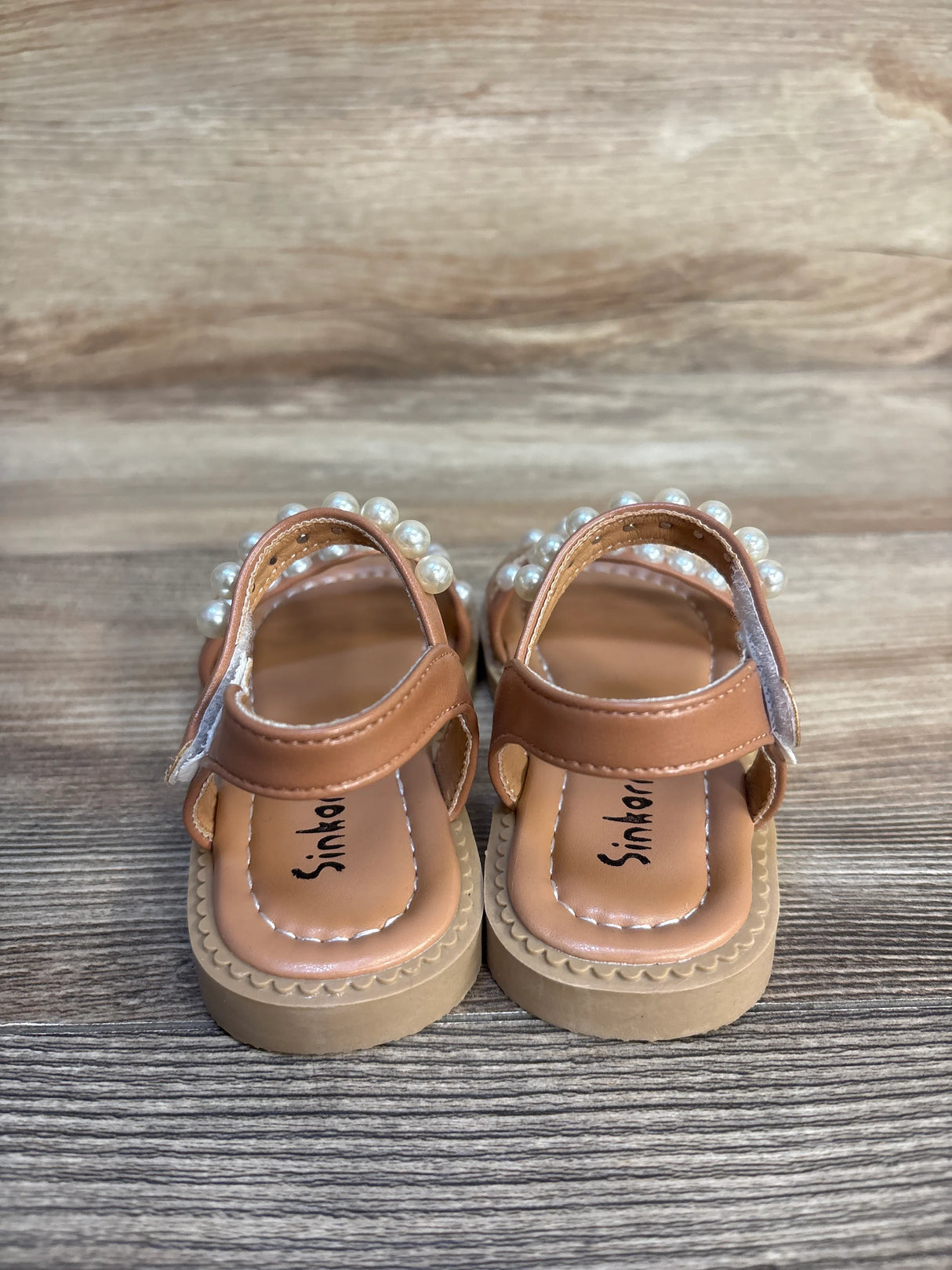 NWOT Sinkorrdee Pearl Sandals Beige sz 7c