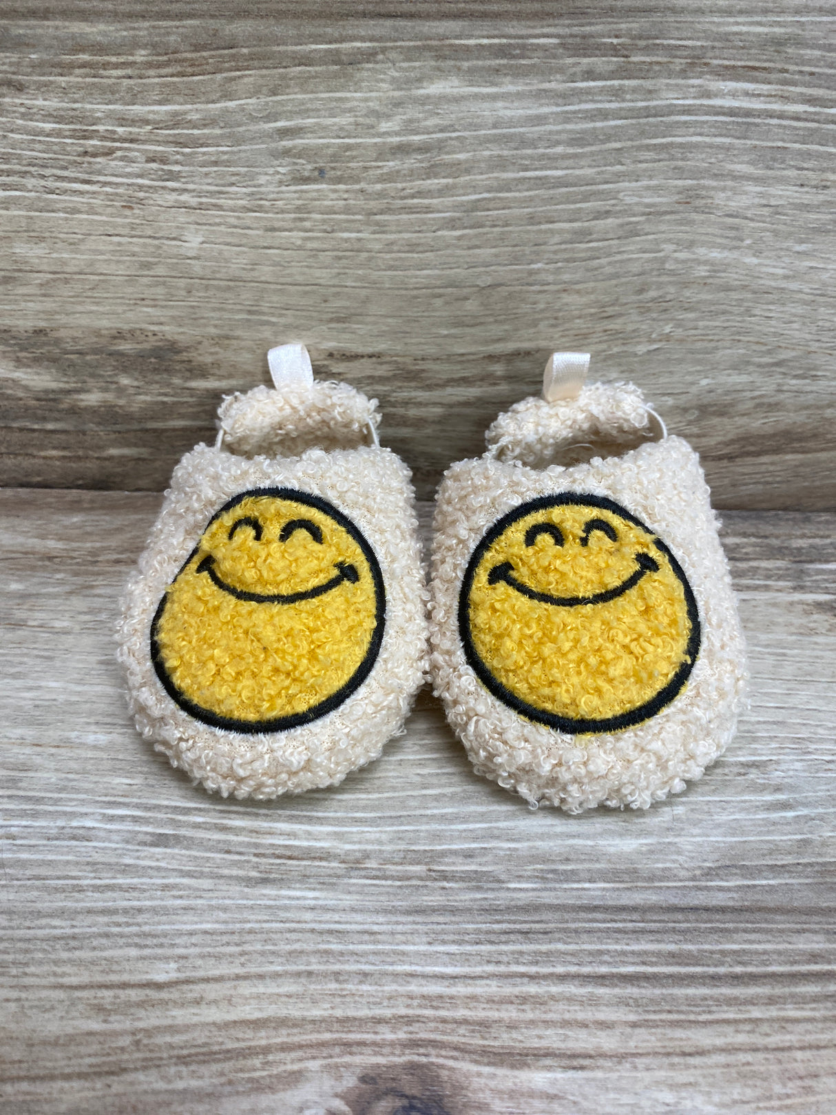 Baby Gap × SmileyWorld® Baby Sherpa Slippers Sz 0-3m