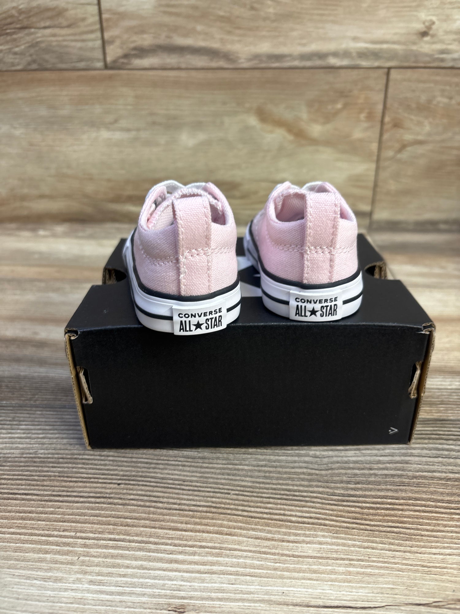 NEW Converse Chuck Taylor All Star Madison Ox Sneakers Pink sz 4c