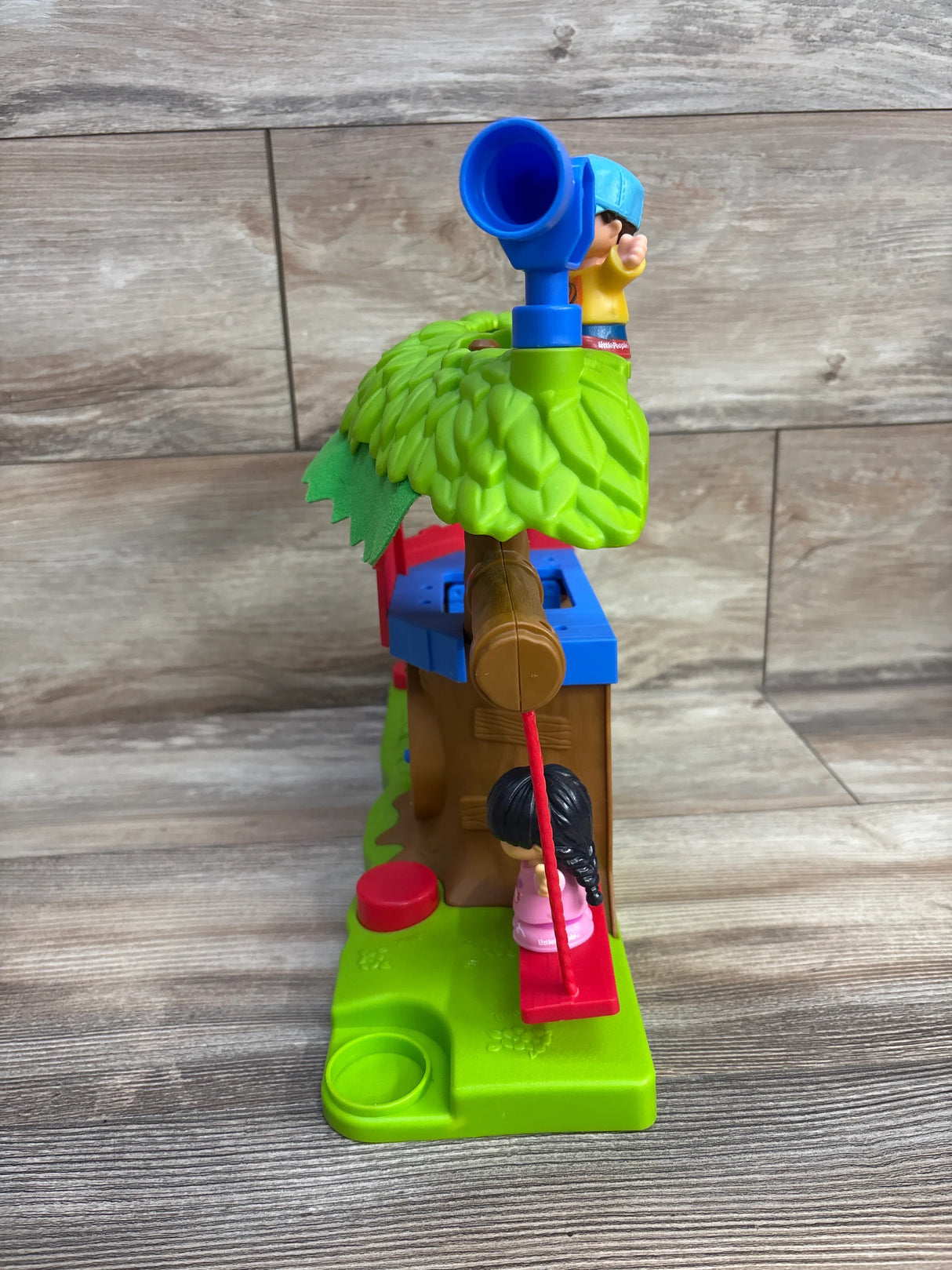 Fisher-Price Little People Swing & Share Treehouse Playset