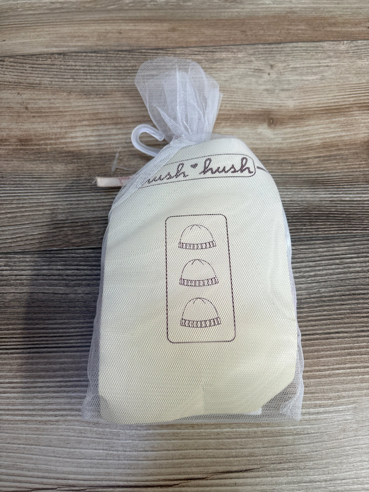NEW Hush Hush Hats, 3pk White