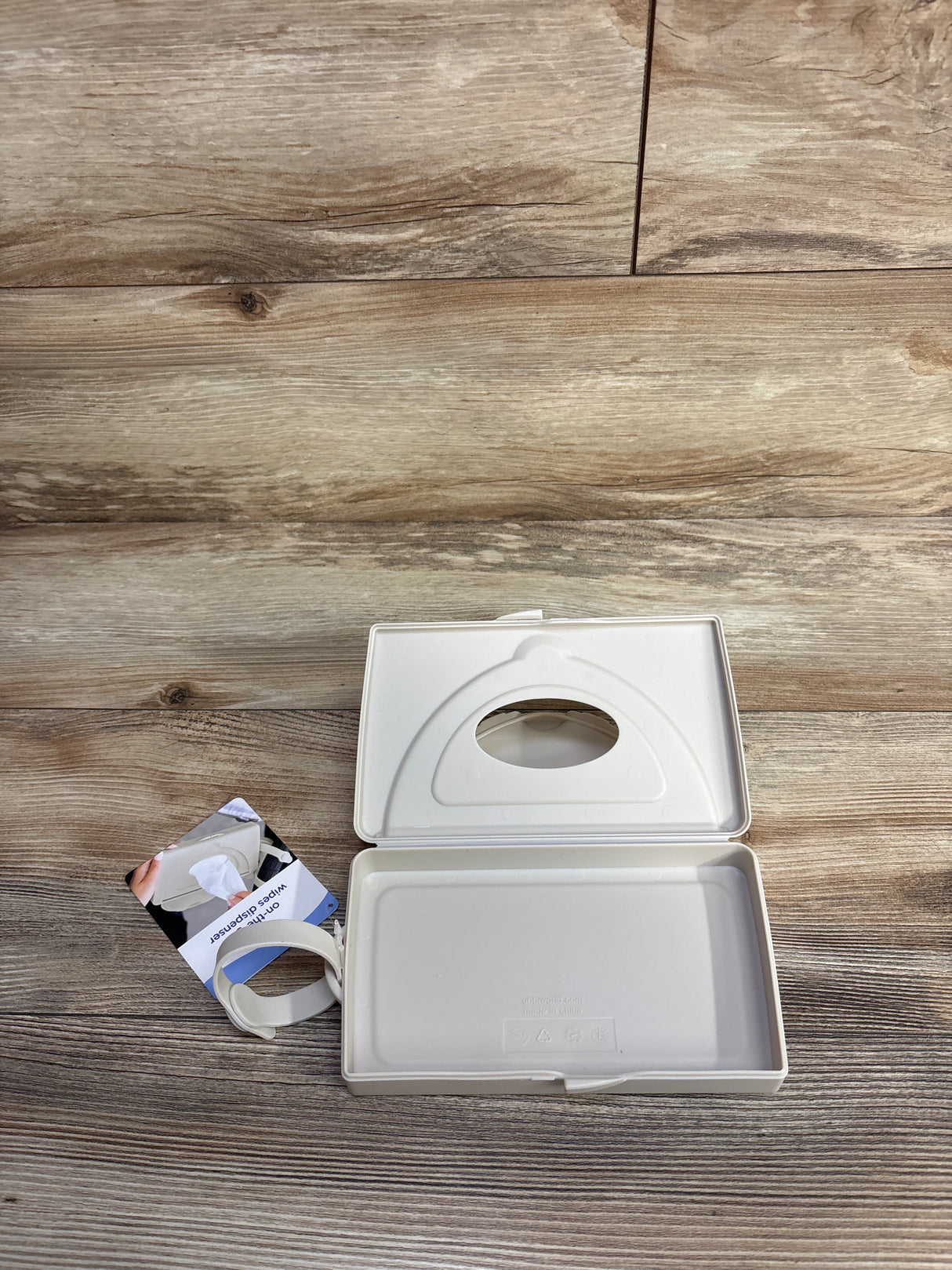NEW Ubbi On-The-Go Baby Wipes Dispenser, Taupe