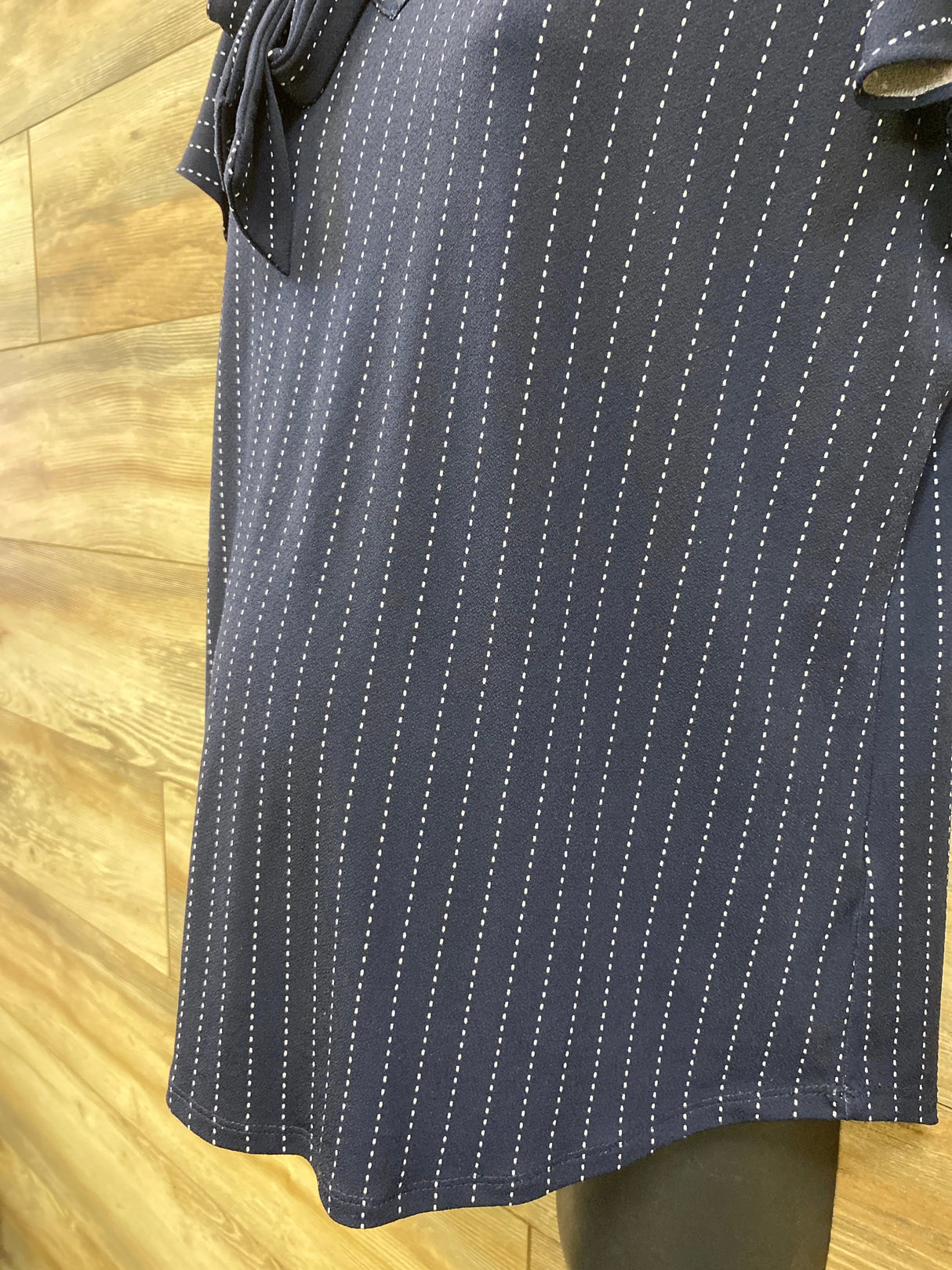 Adrianna Papell Flutter Sleeve Tie Blouse Navy sz Large