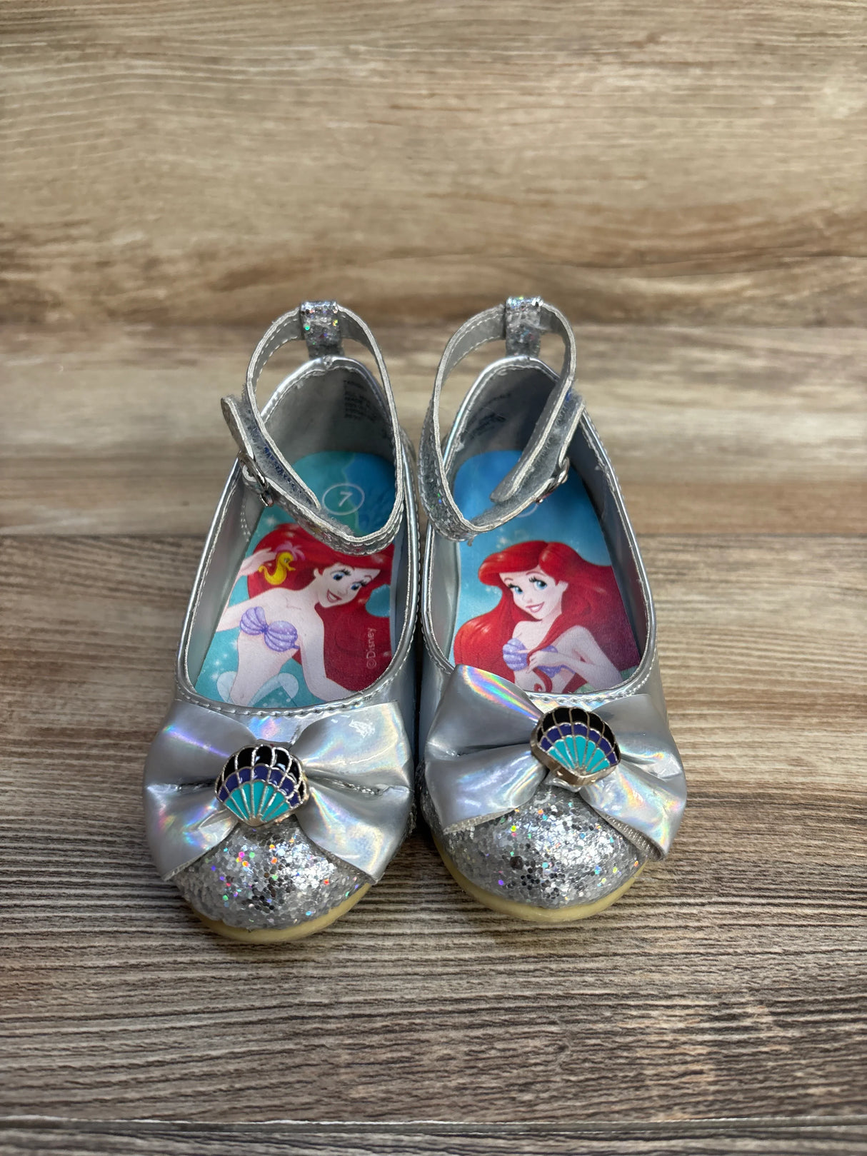 Disney Princess The Little Mermaid Kitten Heels Silver sz 7c