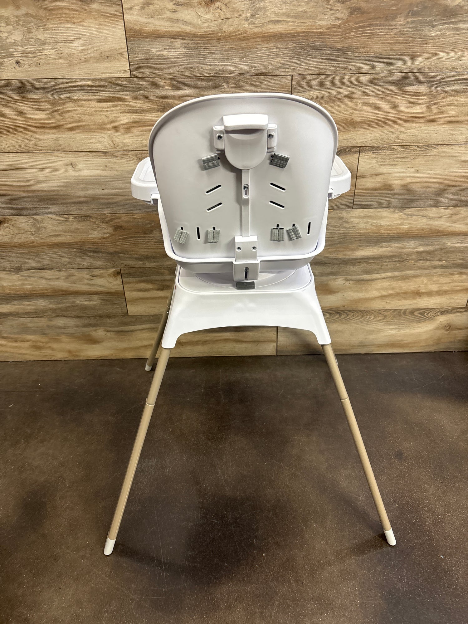 NWOT Safety 1st Grow and Go Rotating High Chair in French Gray