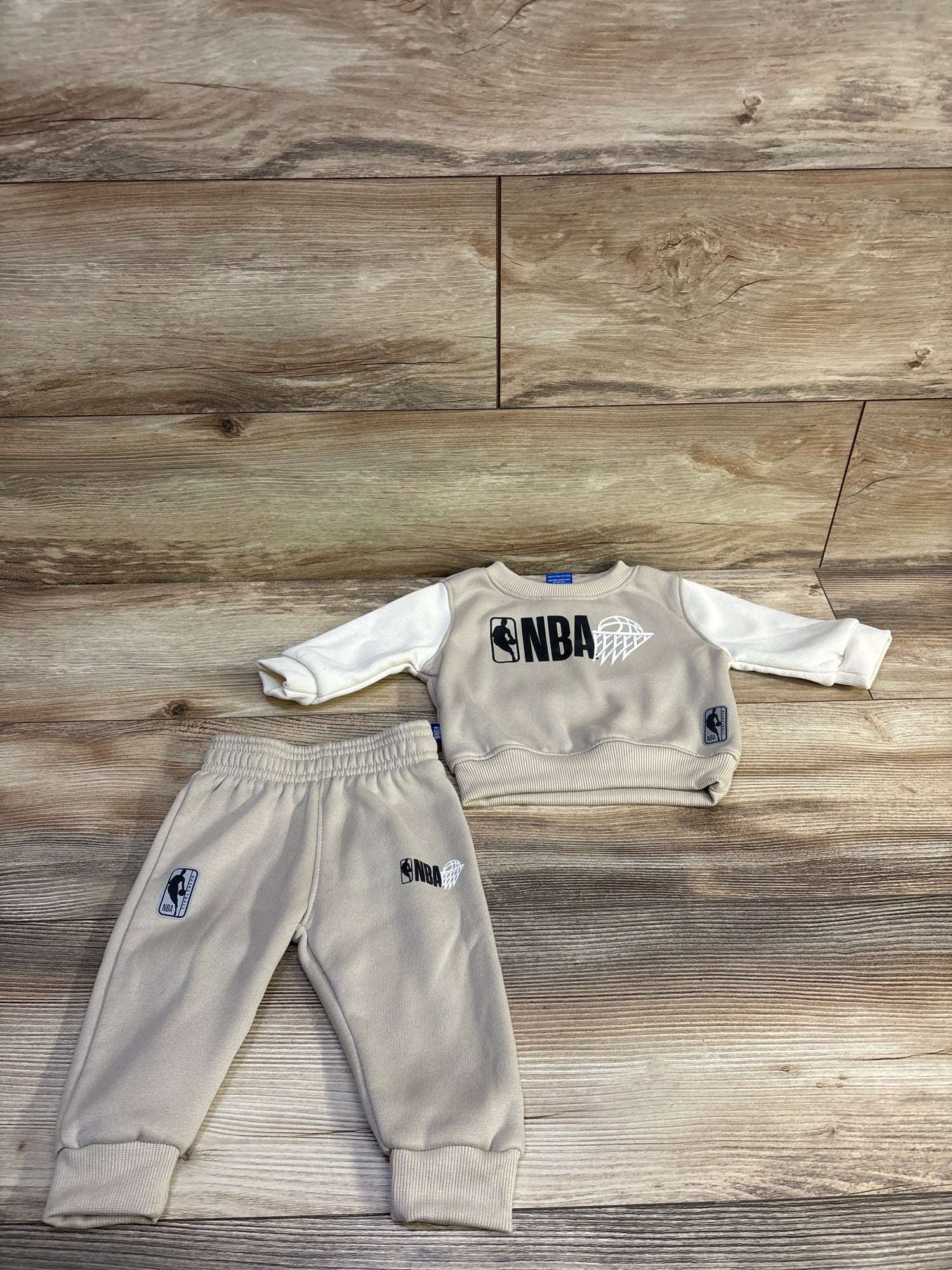 NBA 2pc Sweatshirt & Joggers Set Beige sz 3-6m