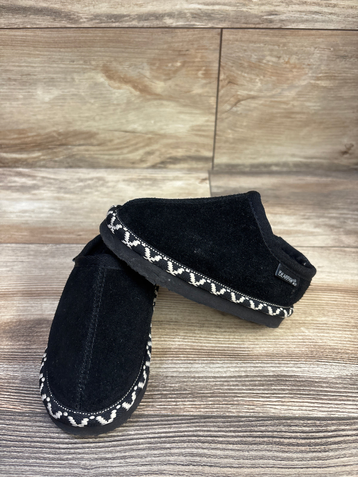 Bearpaw Amber Fur-Lined Slippers Black sz 6c