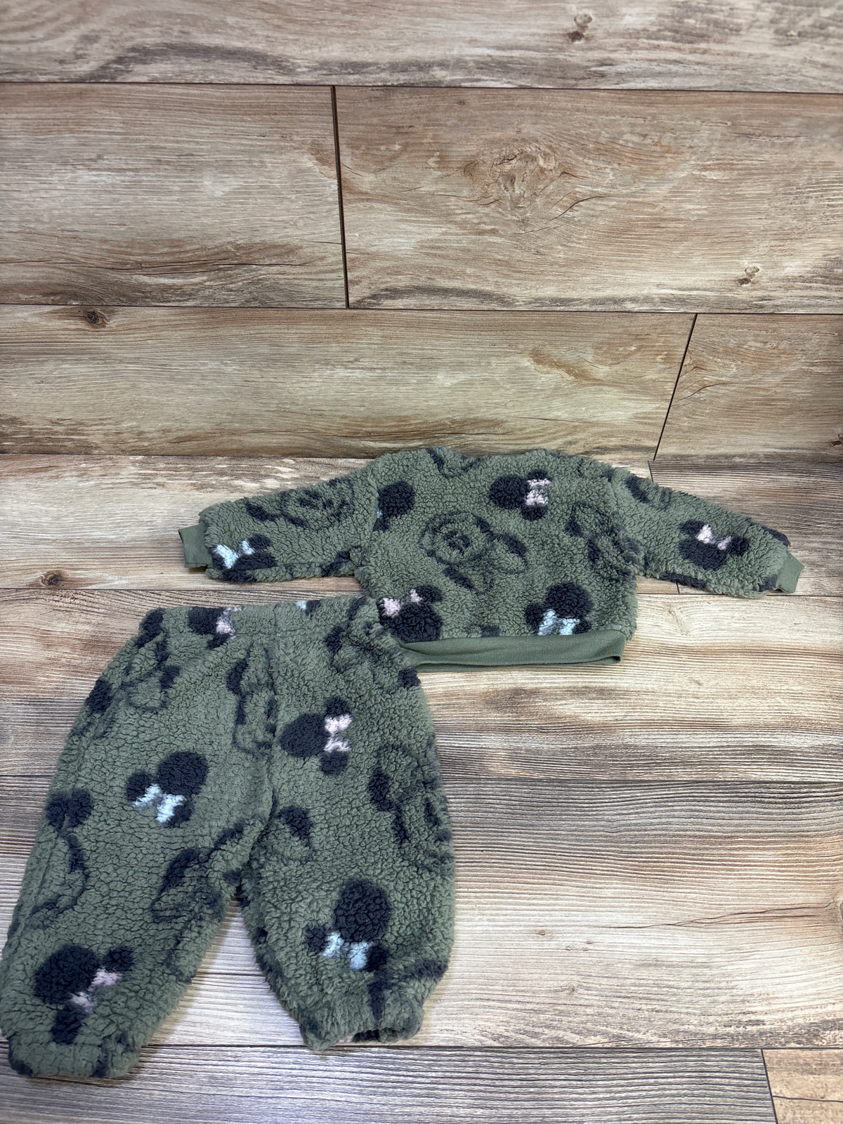 Disney Baby Minnie Mouse 2pc Sherpa Sweatshirt & Joggers Set Green sz 3/6m
