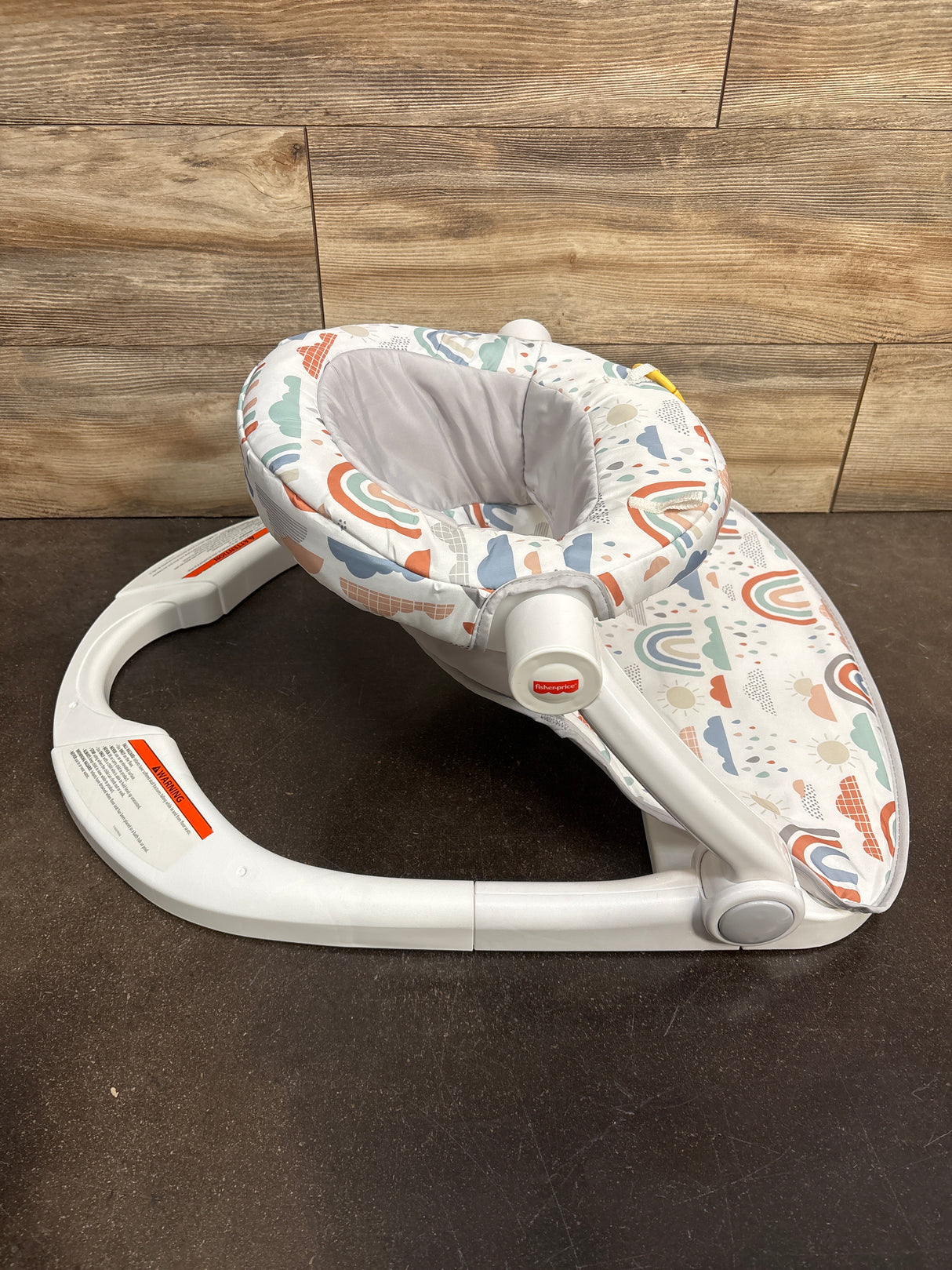 Fisher Price Sit-Me-Up Floor Seat in Rainbow Showers