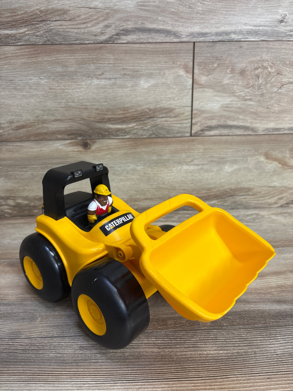 CAT Big Movin' Rumbler - Wheel Loader Truck