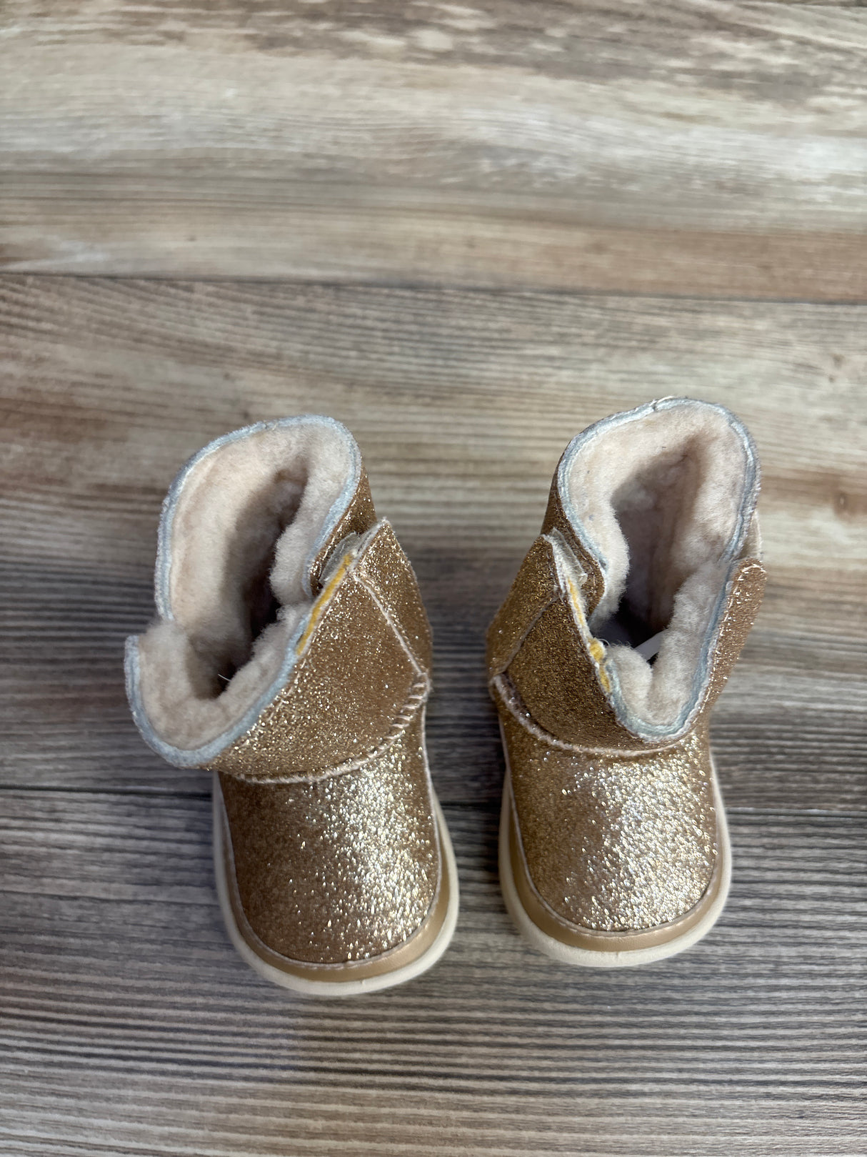 UGG Keelan Glitter Boots Gold sz 0/1c