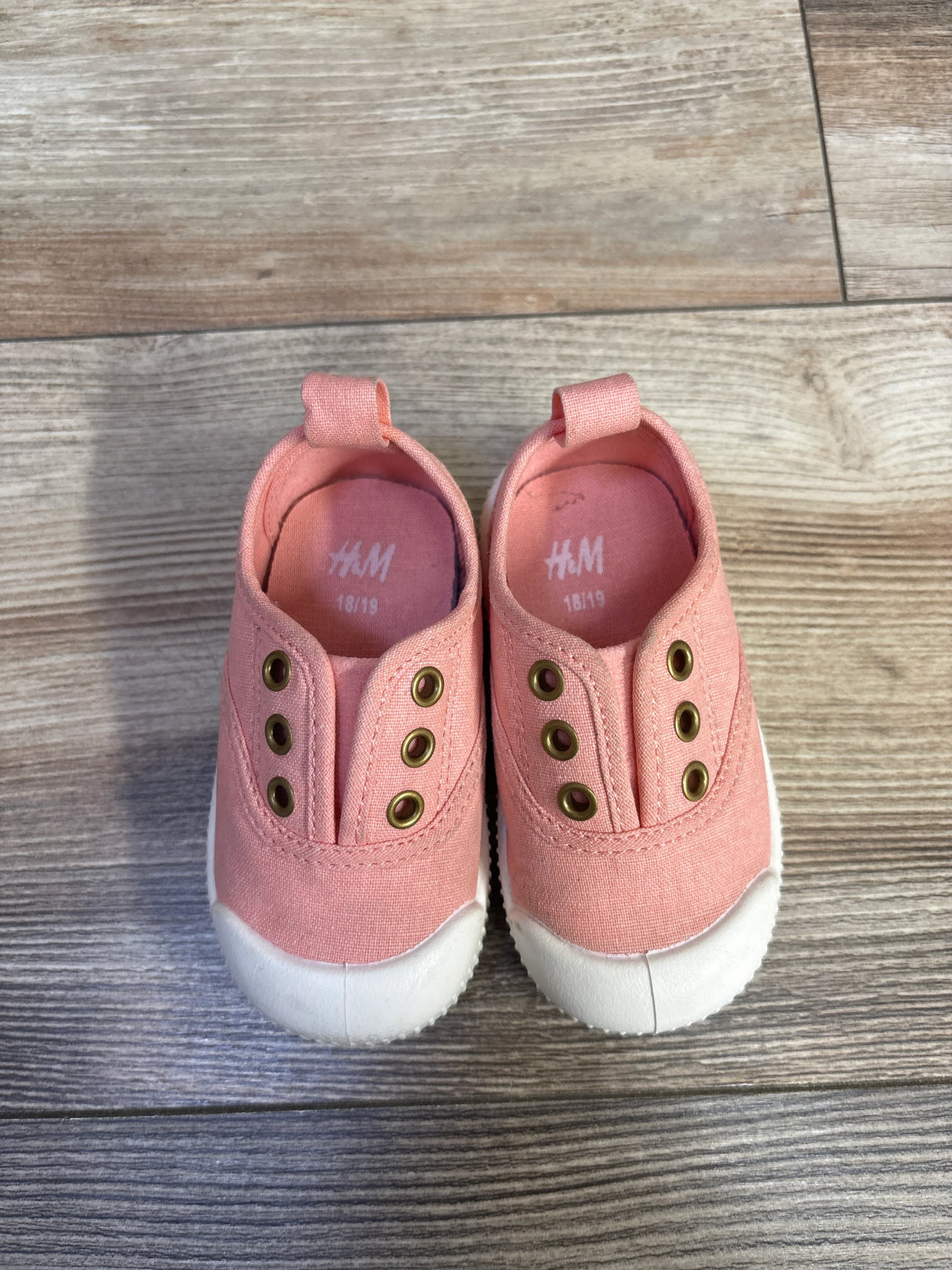 H&M Bump Toe Canvas Sneakers, Coral sz 4/5c