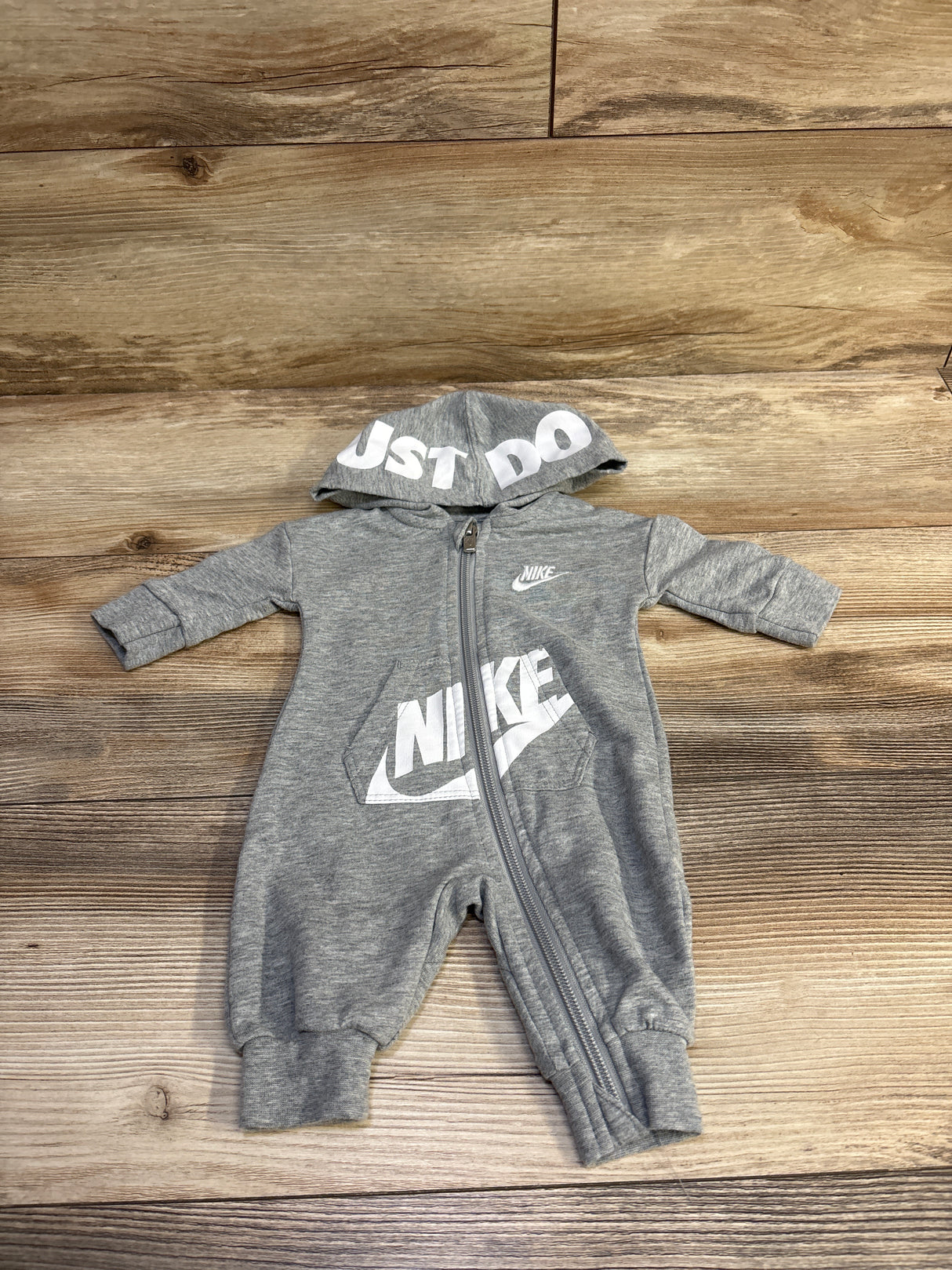 Nike Hooded Coverall Grey sz Newborn