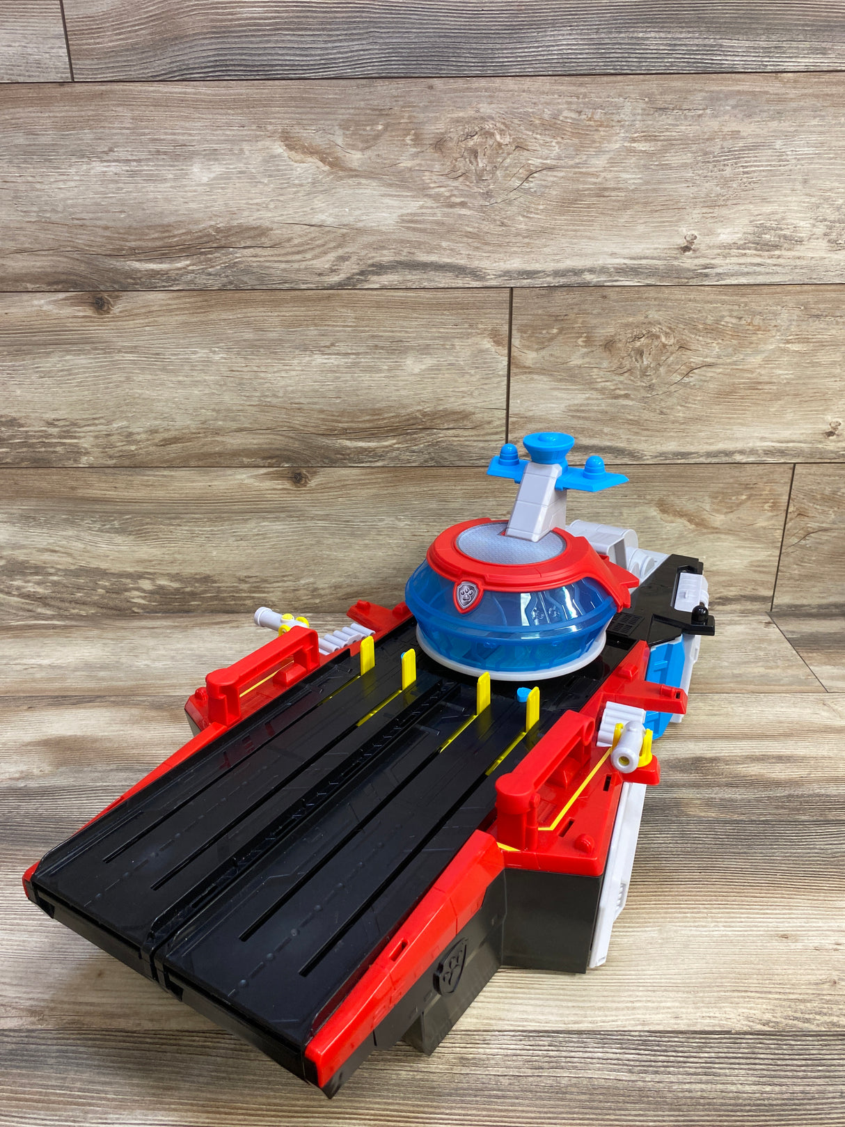 PAW Patrol The Mighty Movie, Aircraft Carrier