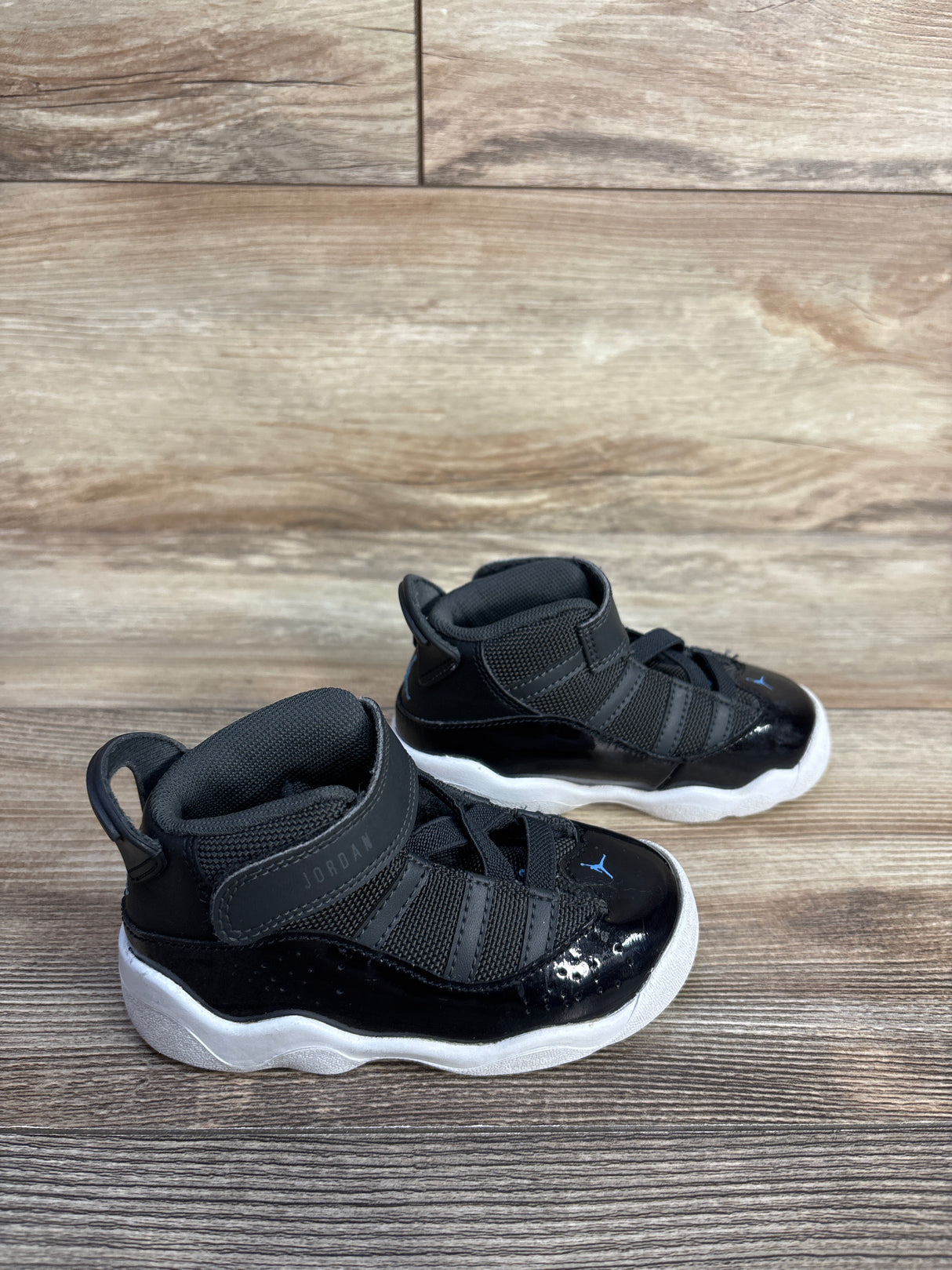 Jordan 6 Rings TD 'Black University Blue' Sneakers sz 7c