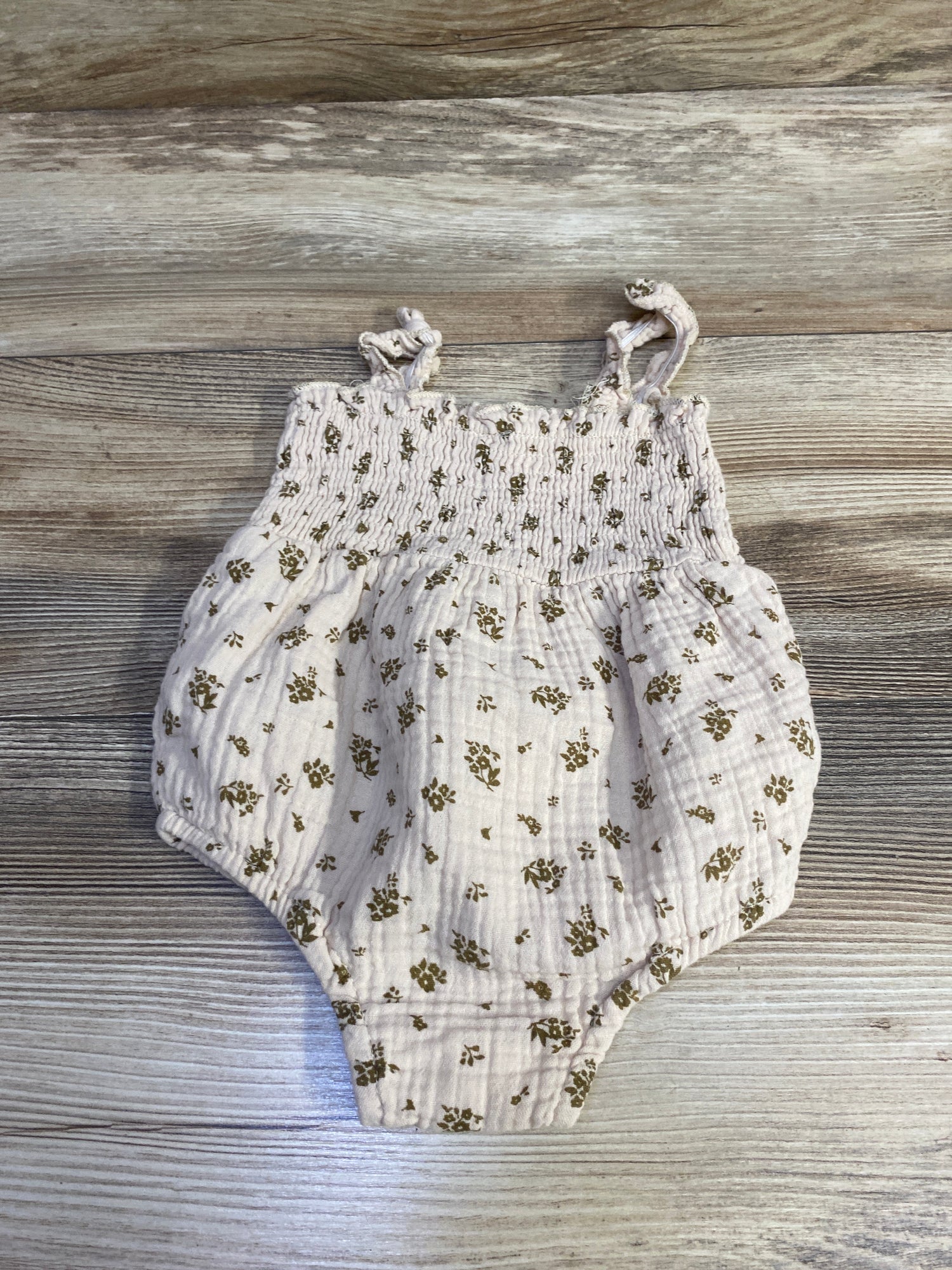 Shein Smocked Gauze Bubble Romper Beige sz 6-9m