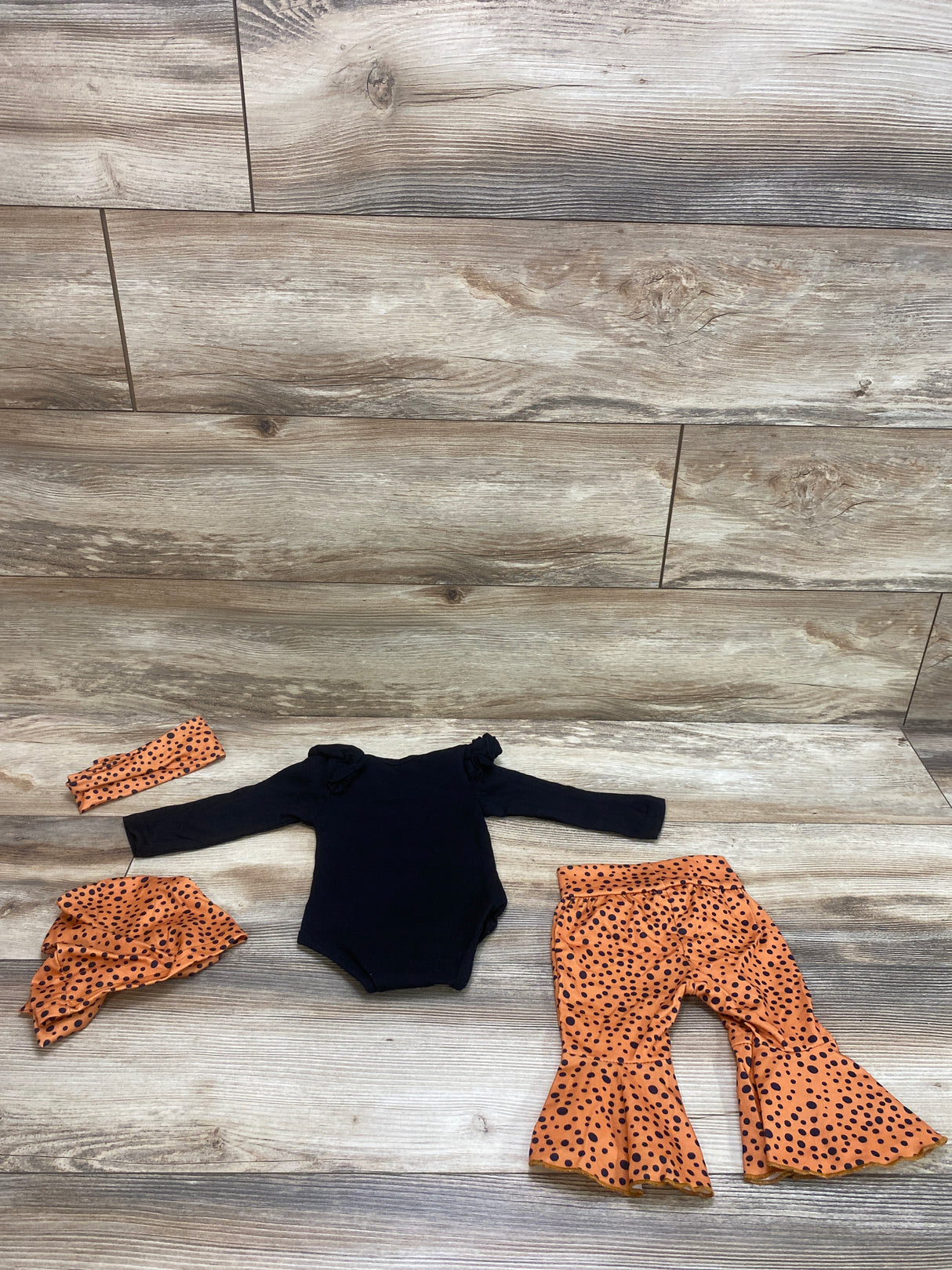 4pc Hi I'm New Here Bodysuit & Pants Set Black sz 0-3m