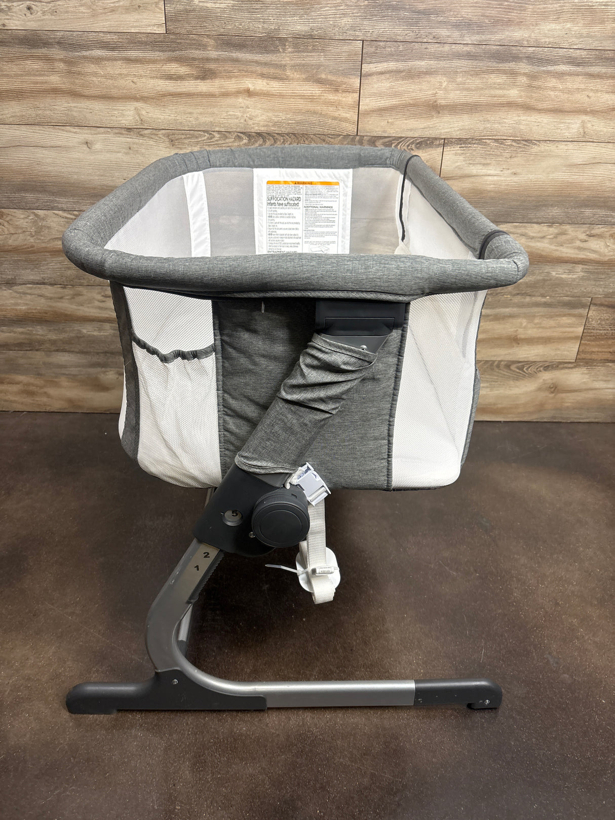 Baby Delight Beside Me Dreamer Bassinet - Charcoal