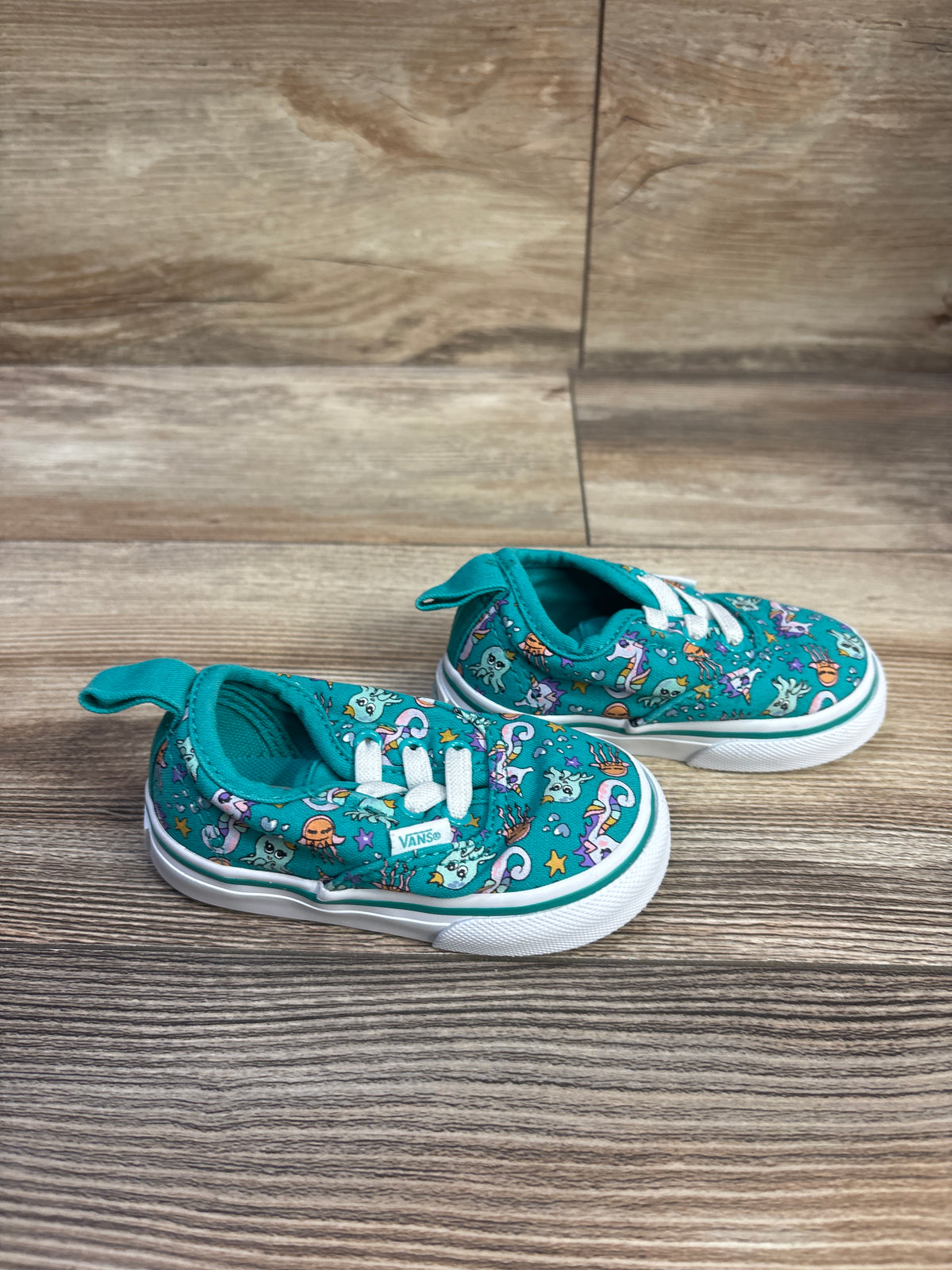 Vans Authentic Sneakers in Sea Party Teal sz 4c