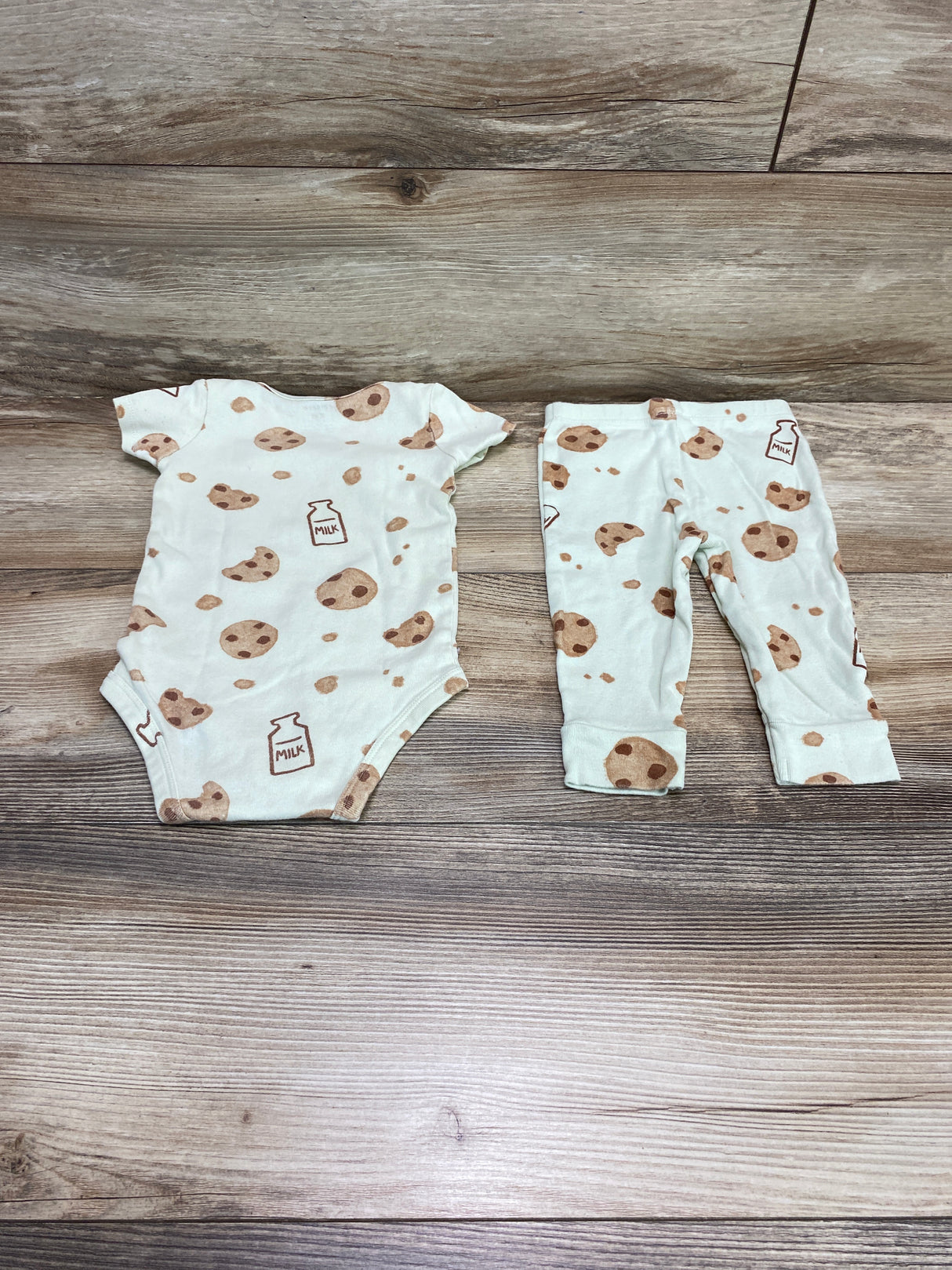 Carter's 2pc Cookies & Milk Bodysuit & Pants Green sz 9m