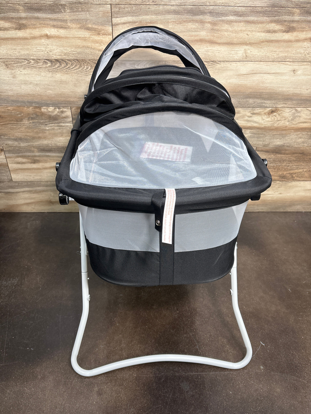 Dream On Me Karley Bassinet Black