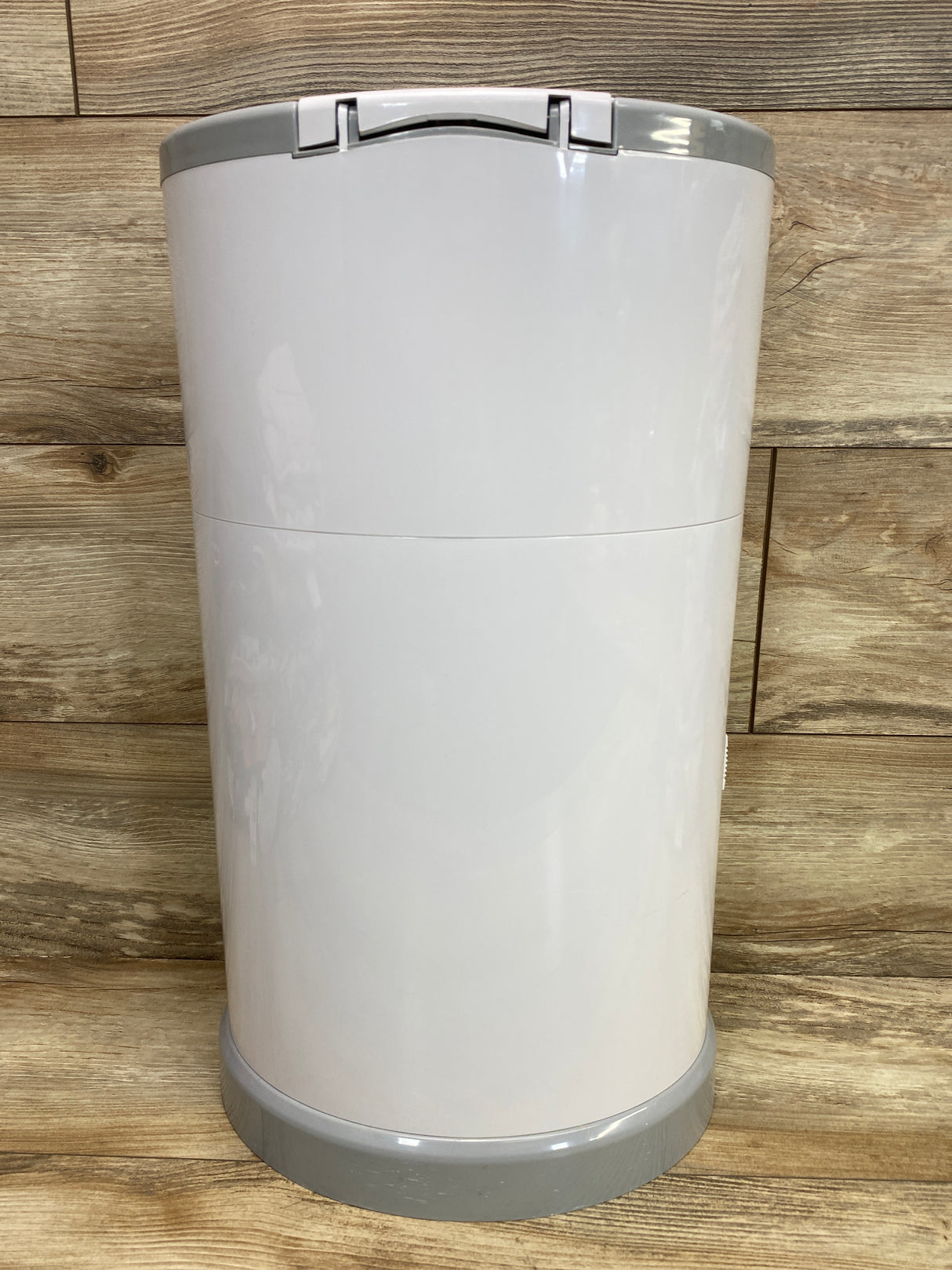 Dekor White Classic Hands-Free Diaper Pail