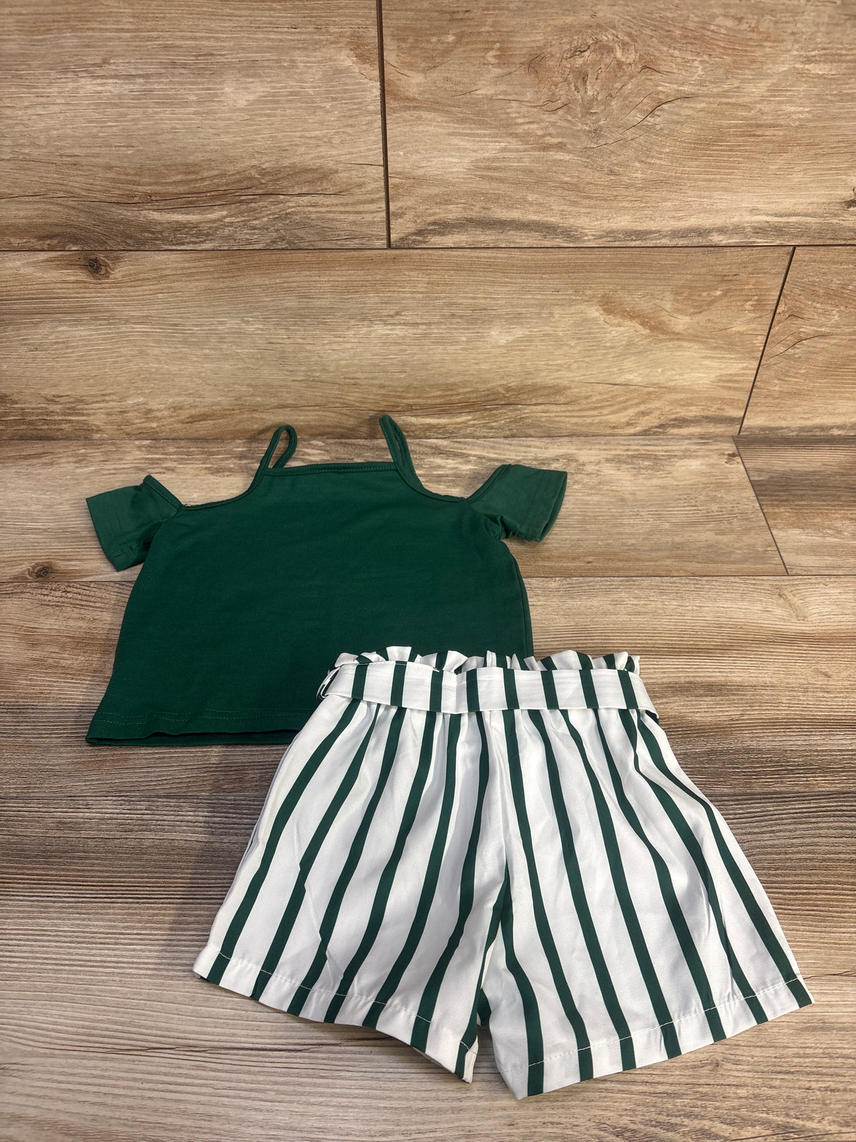 Shein 3pc Cold Shoulder Top & Belted Striped Shorts Green sz 2T