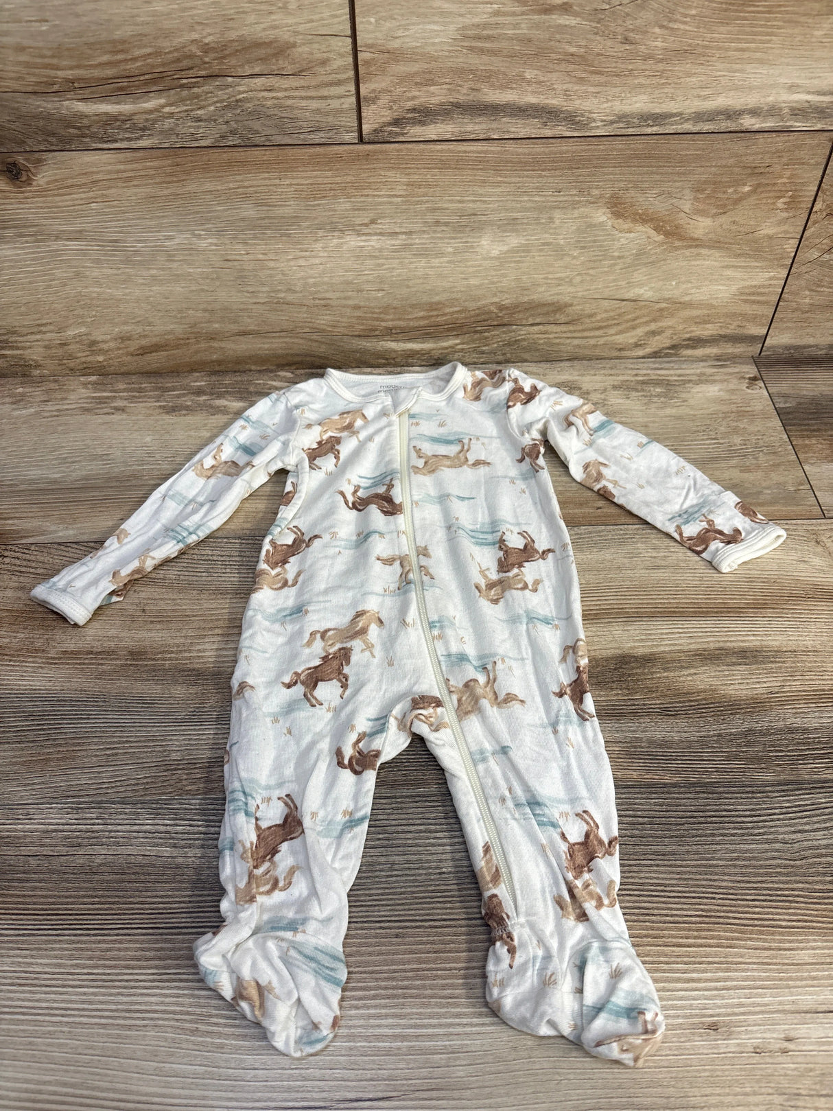 Modern Moments Horse Print Sleeper White sz 0-3m