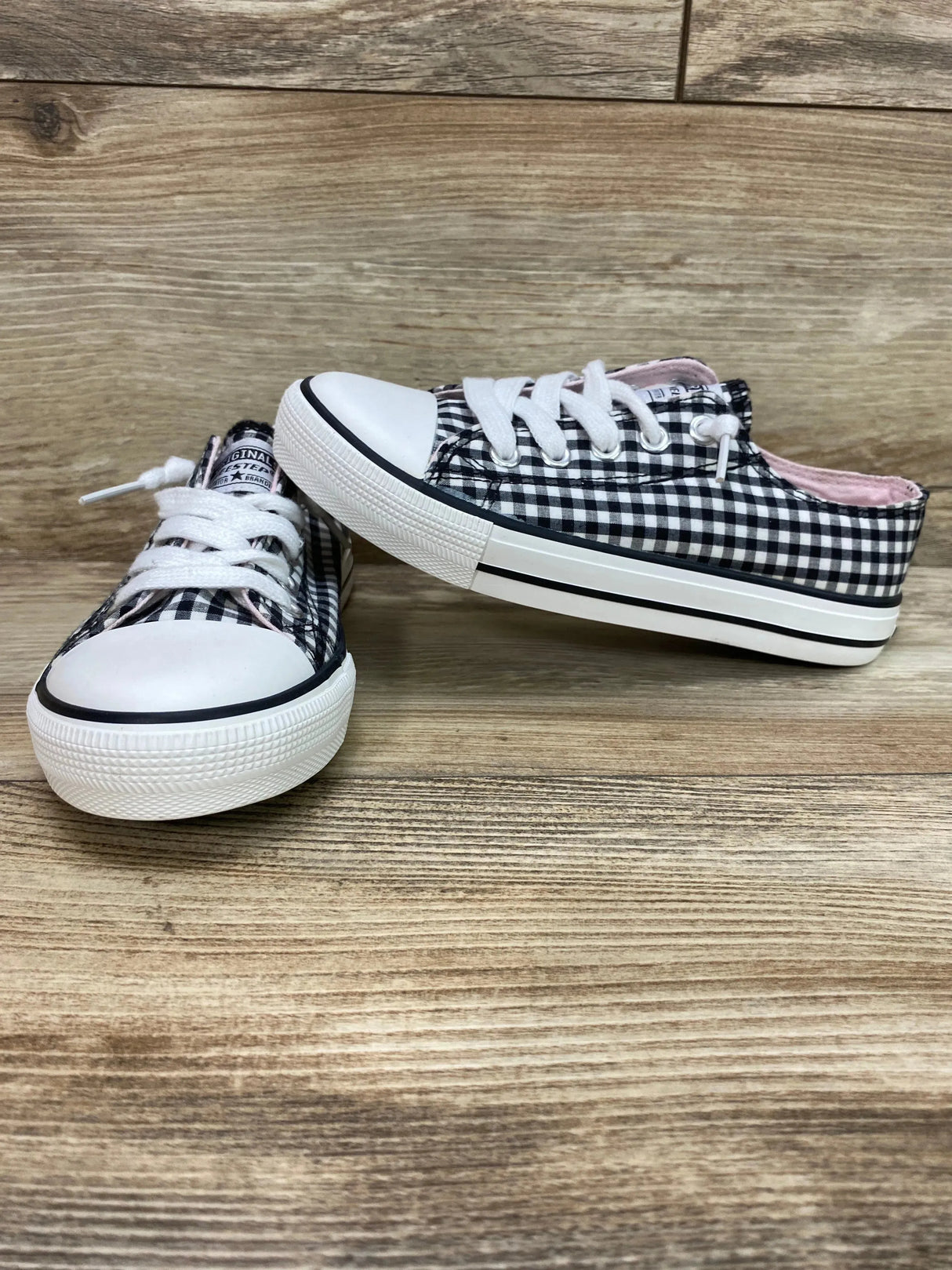 Weestep Gingham Low Top Sneakers Black/White sz 1Y