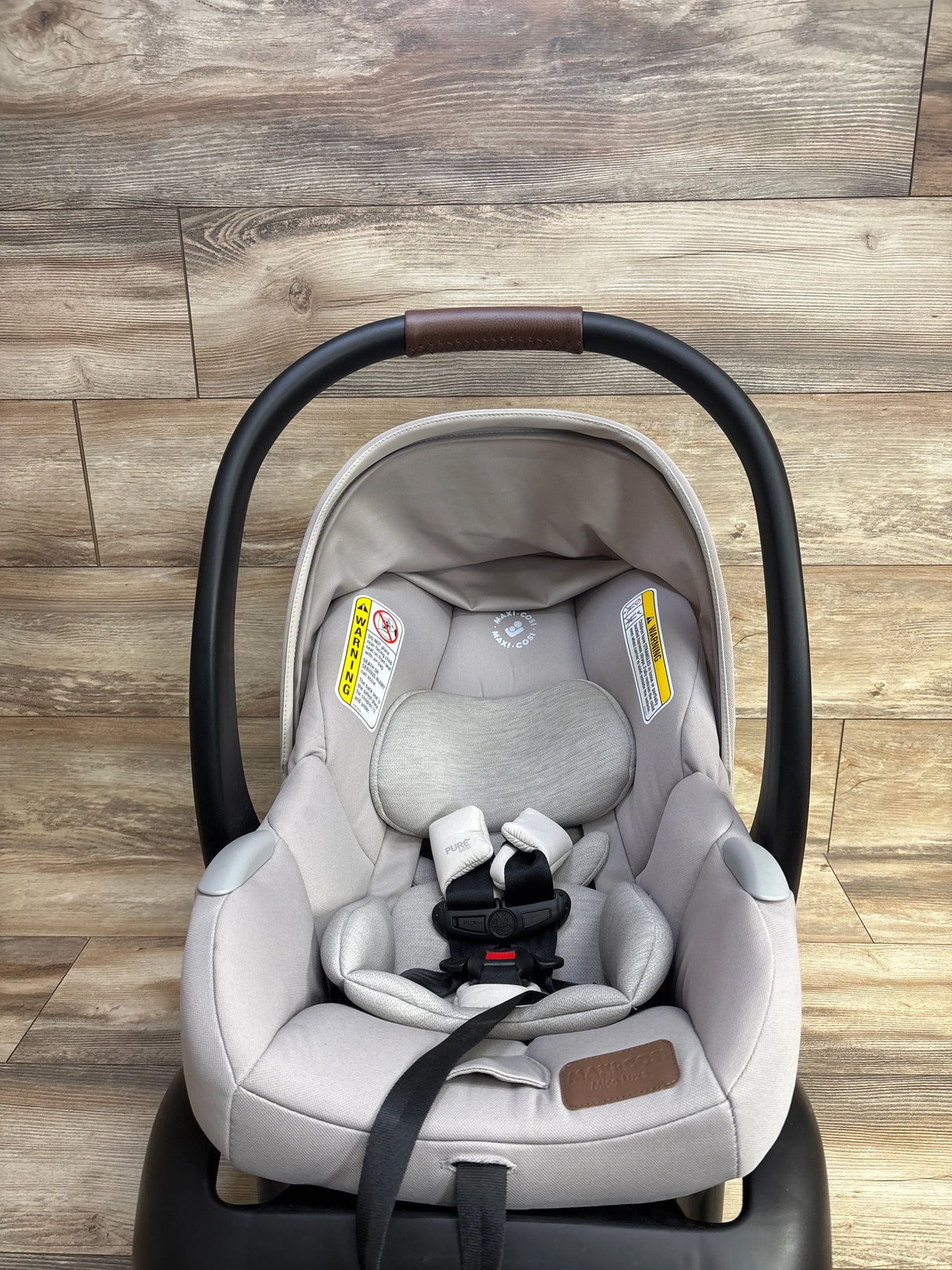 Maxi-Cosi Mico Luxe Infant Car Seat with Base in New Hope Tan