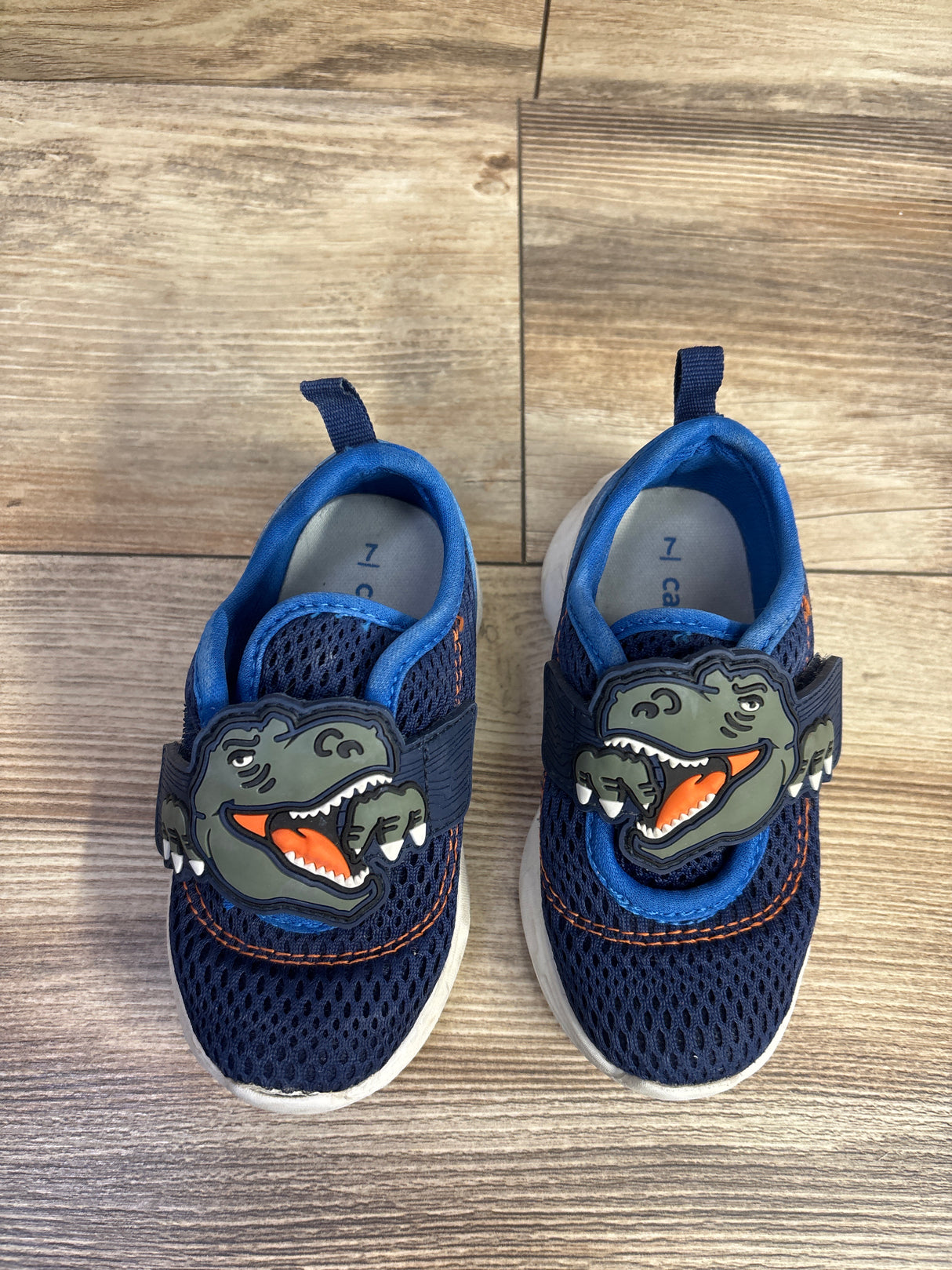 Carter's Hug Dinosaur Round Toe Sneakers Blue sz 7c