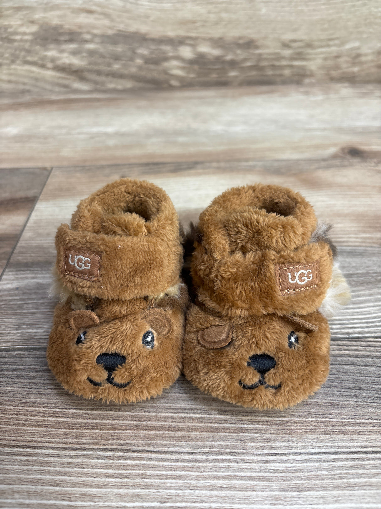 UGG Baby Bixbee Bear Boots Brown sz 0/1c