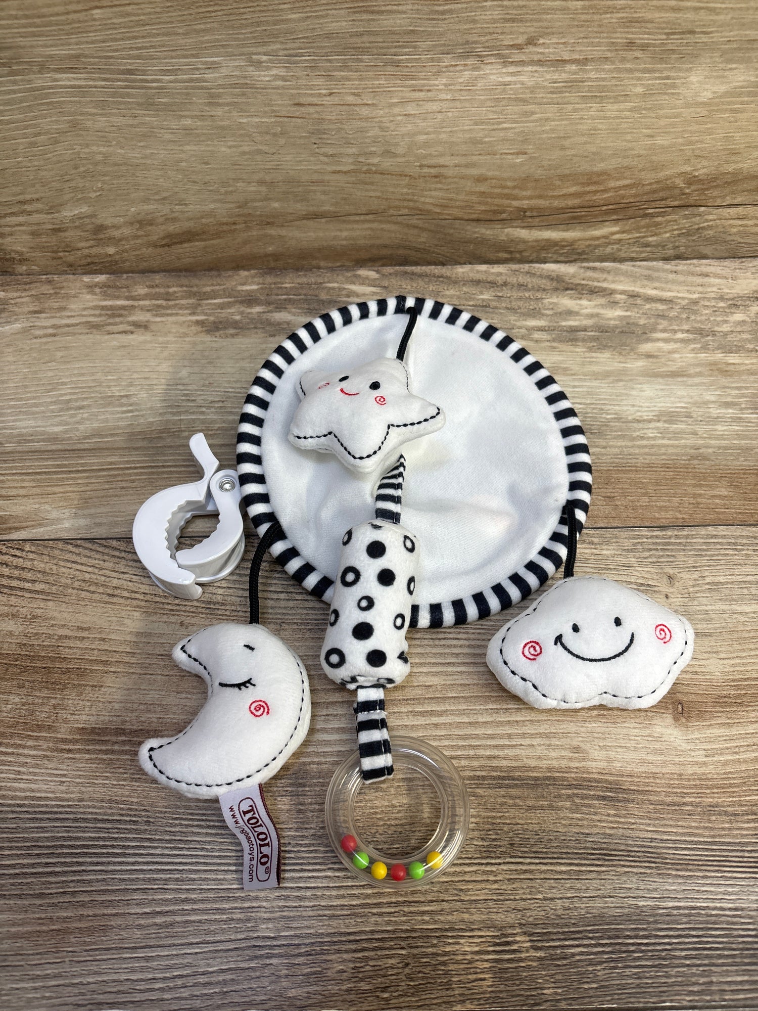 TOLOLO High Contrast Hanging Activity Toy