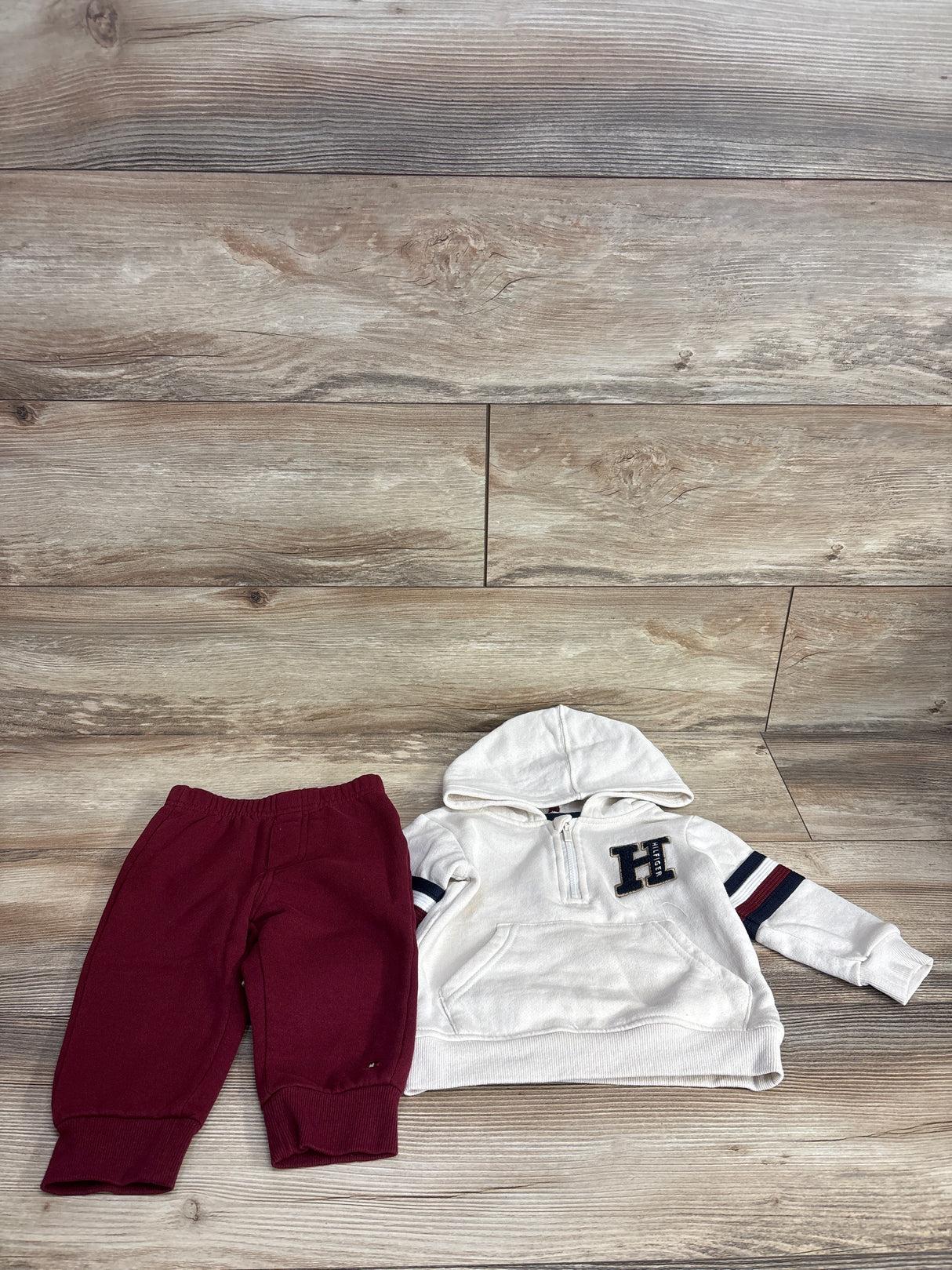 Tommy Hilfiger 2pc 1/4 Zip Pull Over & Jogger Set Beige sz 12m