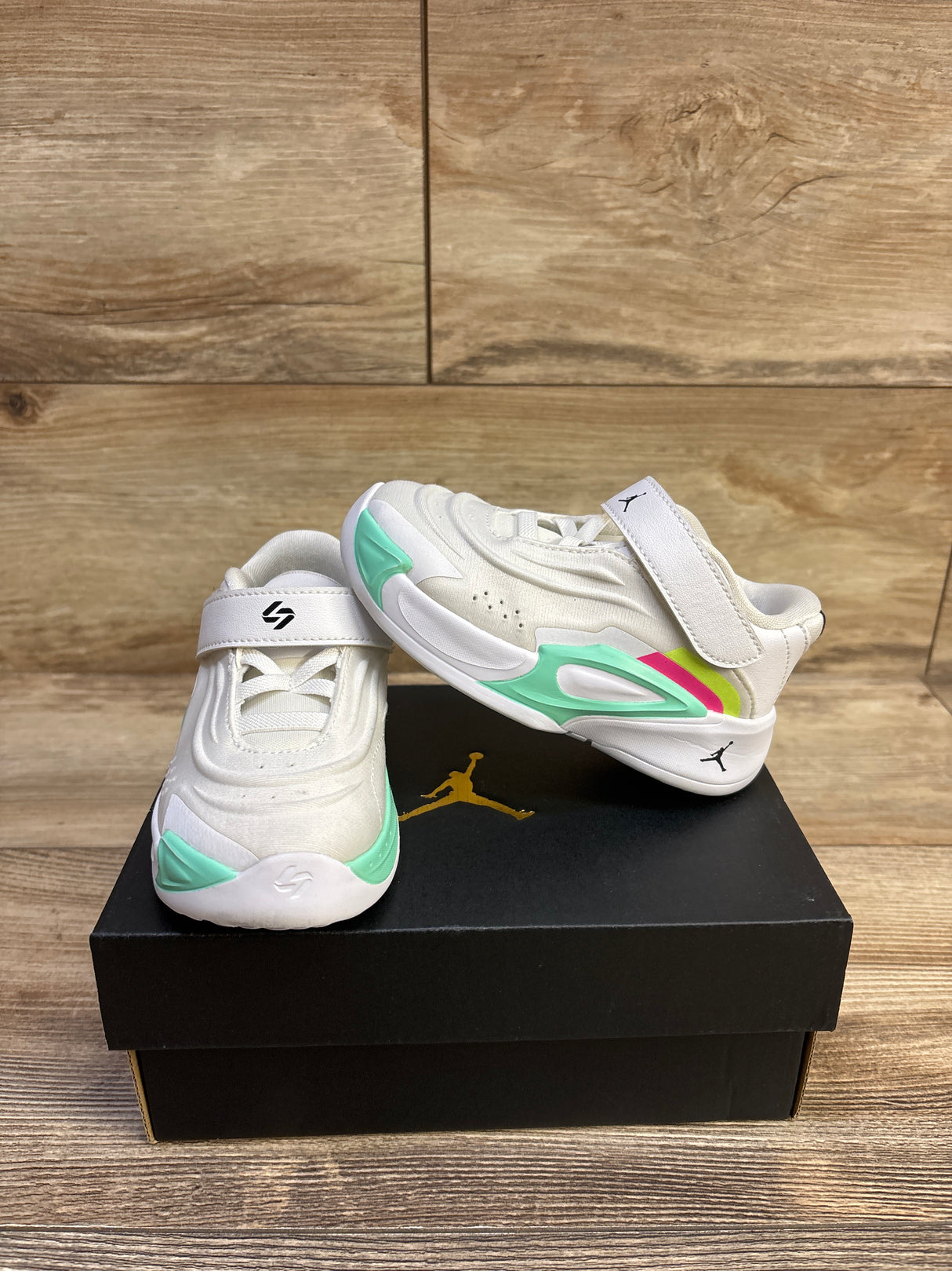 Air Jordan Luka 3 TD 'Photo Finish' Sneakers sz 7c