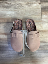 NEW Cat & Jack Perry Clogs in Blush sz 13c