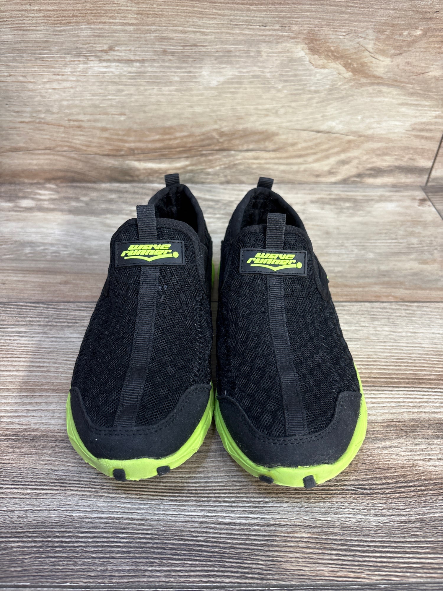 Wave Runner Aqua Slip-On Shoes Black sz 1Y