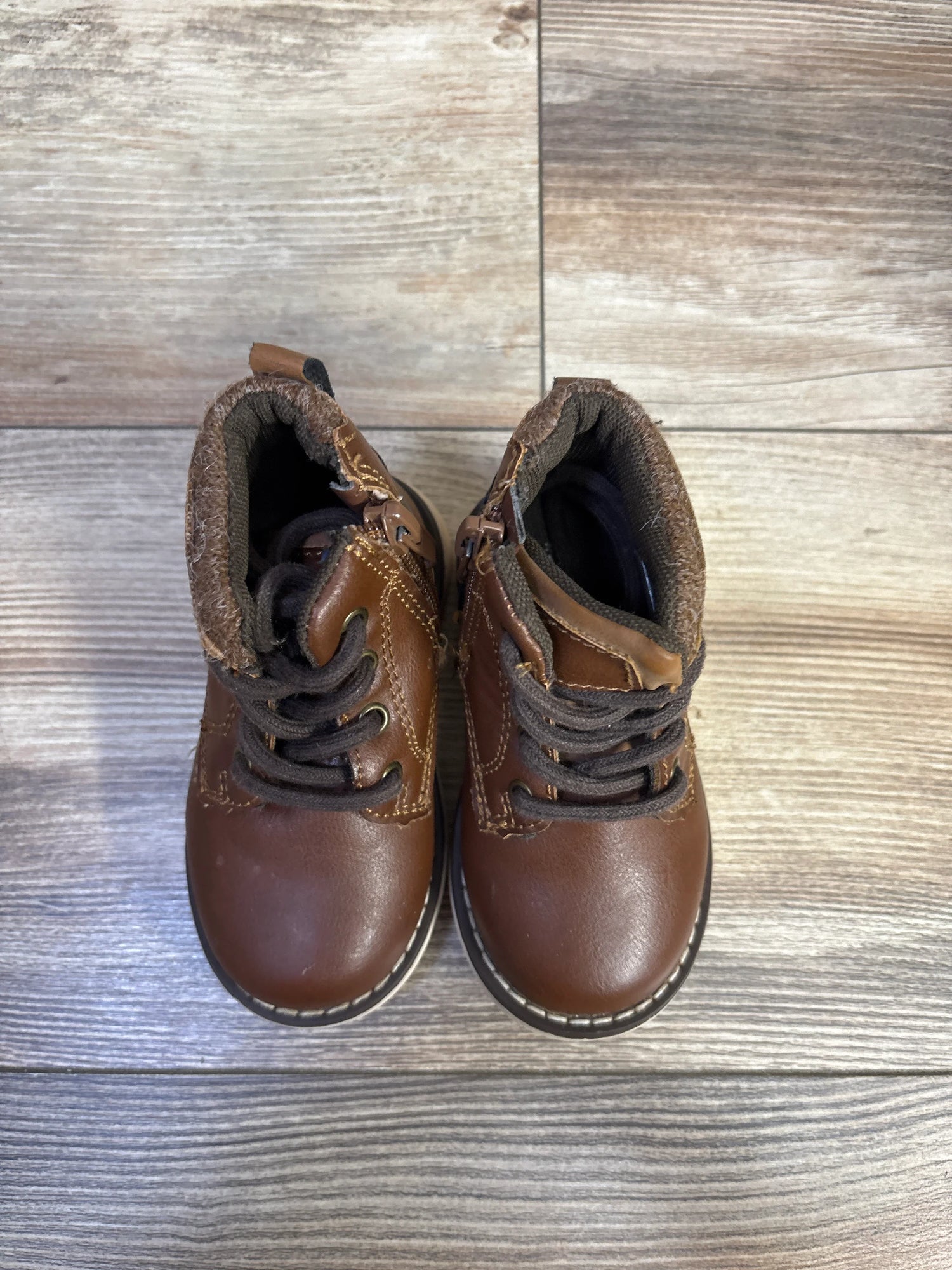 London Fog Lace-Up Boots Brown sz 6c